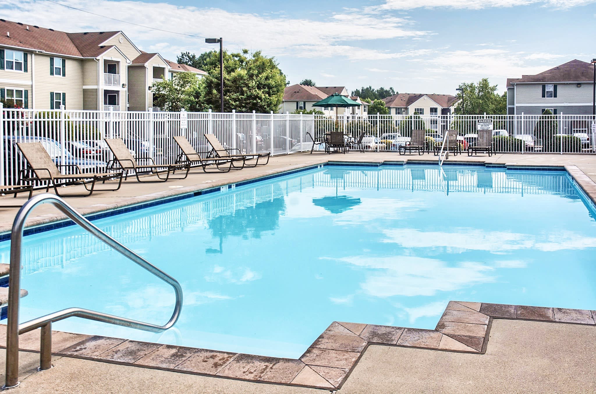 Genito Glen Apartments 2 of 2