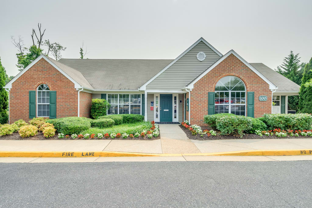 Crestview Apartments 2 of 2