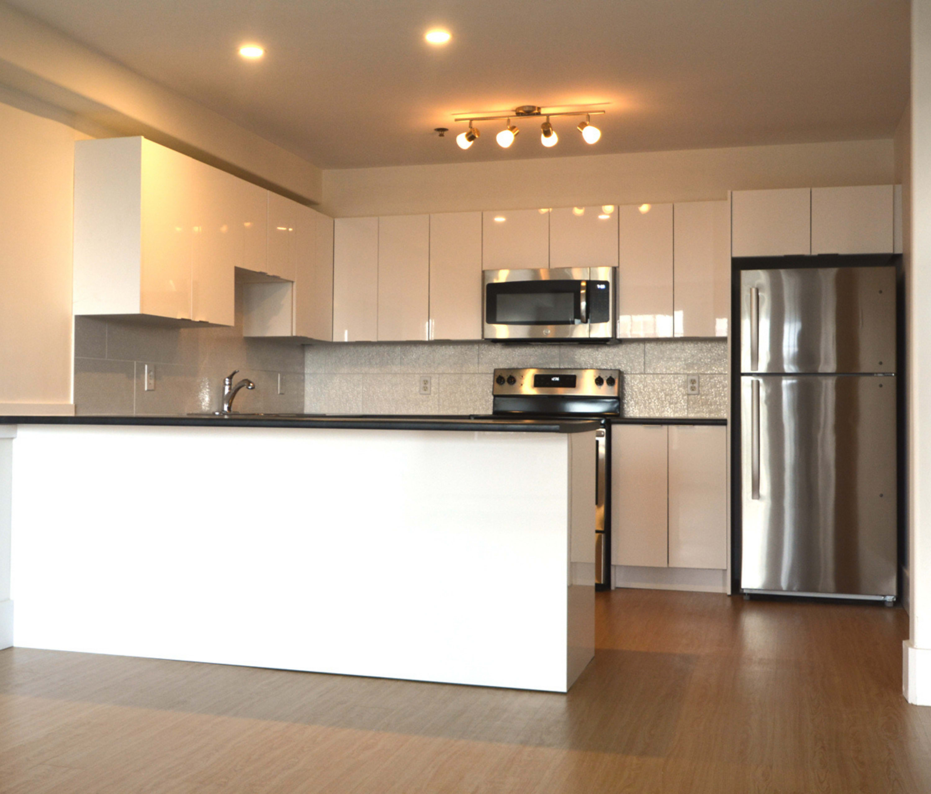 Photo 3 of 155 Stoneybrook Court - Two Bedroom - 1008 Ft² - $2095 rental property