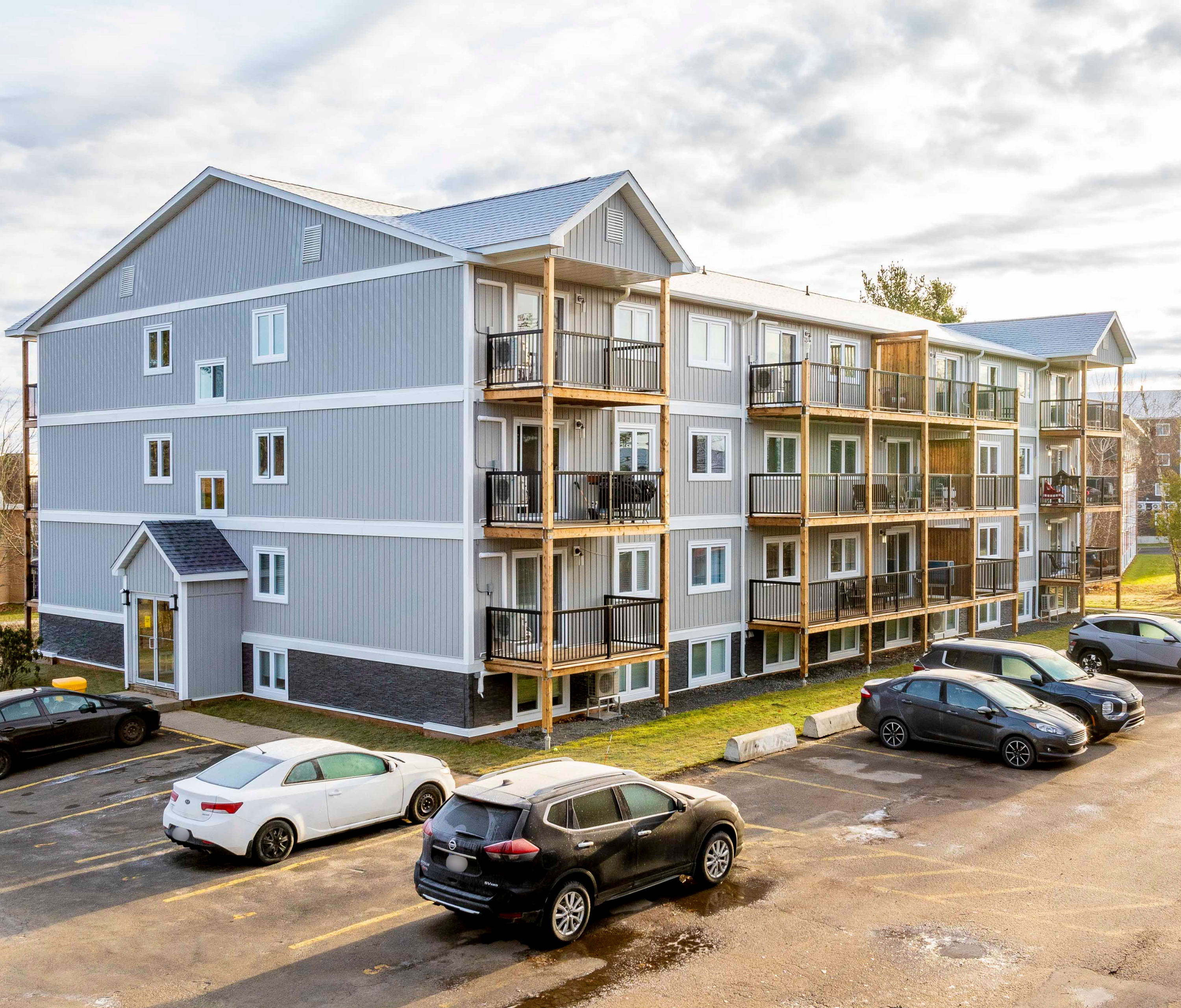 Photo 2 of 270 Parkside Drive - Two Bedroom - 820 Ft² - $1545 rental property
