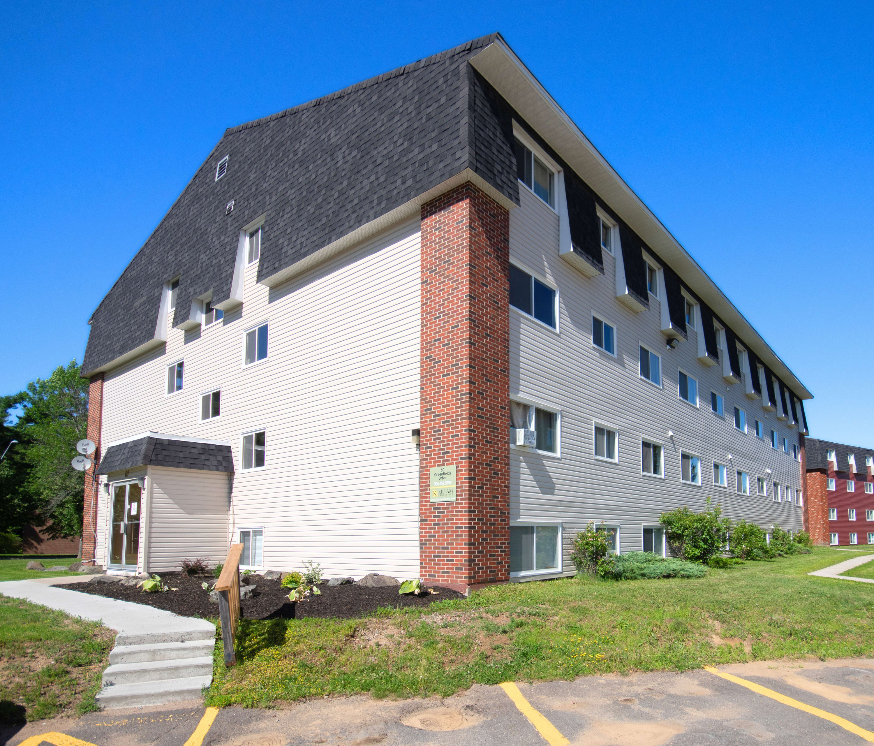 Photo 2 of 50 60 Greenfields and 190 Parkside - Three Bedroom - 994 Ft² - $1635 rental property