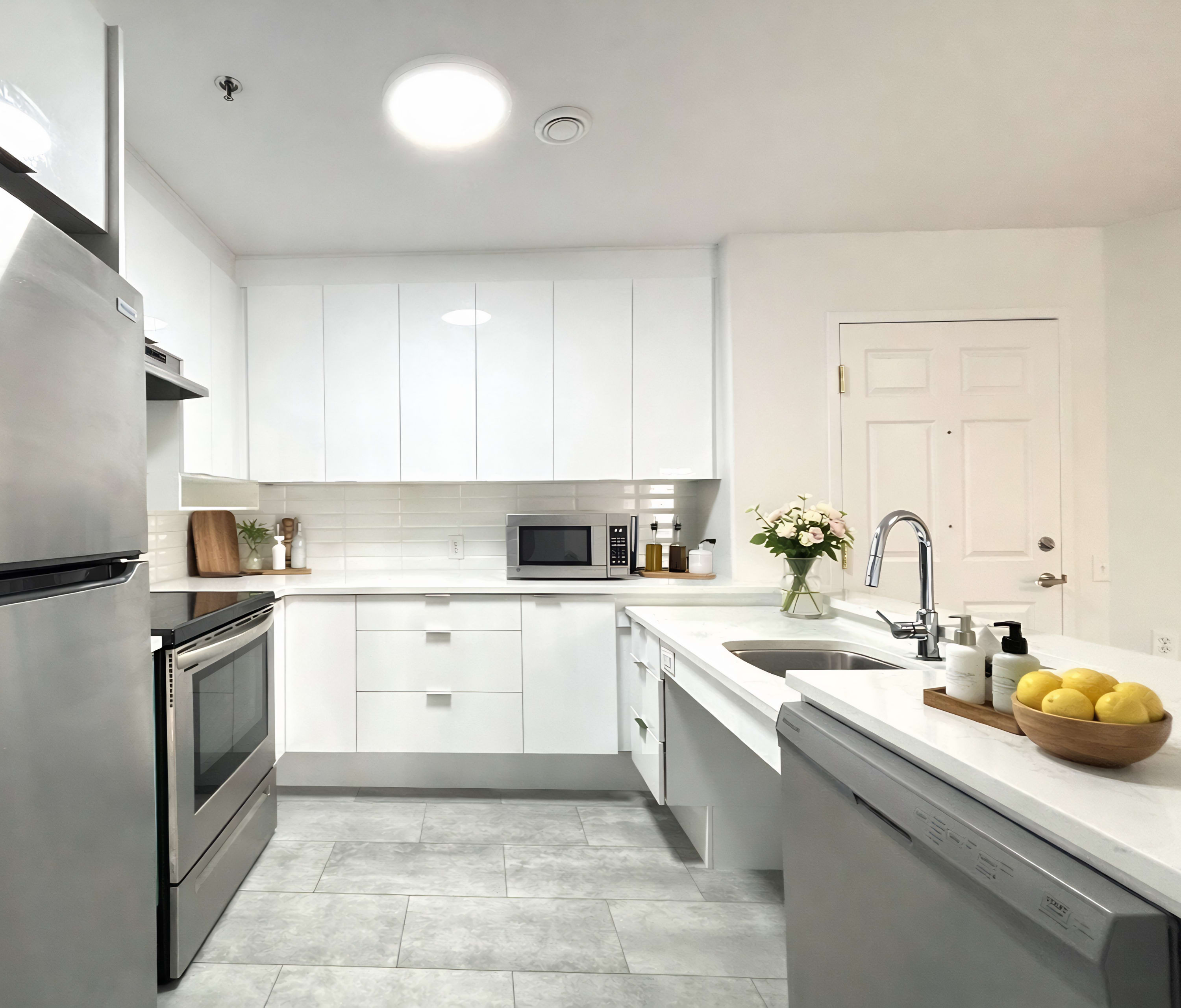 Photo 3 of Cambridge Place - Two Bedroom - 1018 Ft² - $1595 rental property