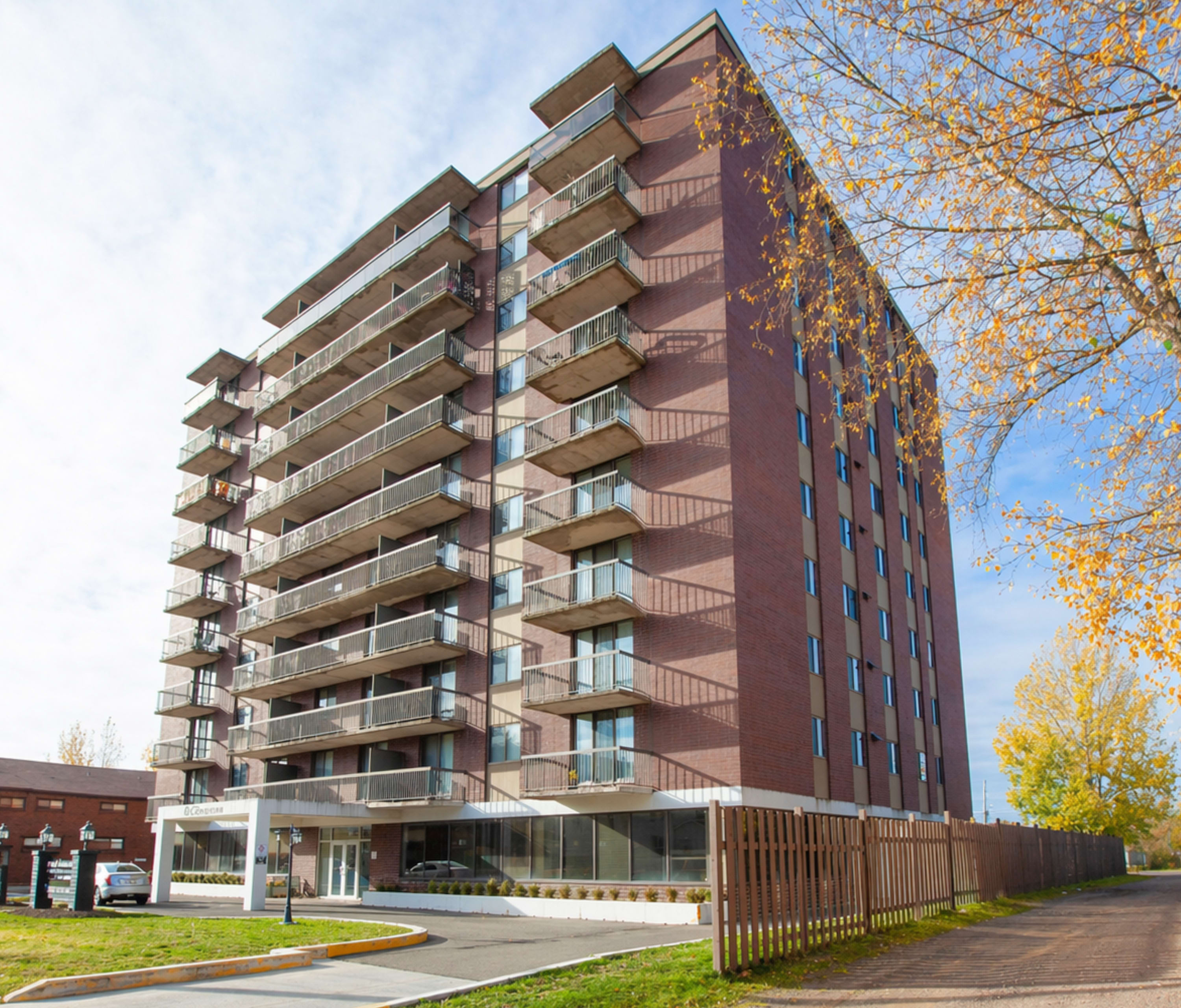 Photo 3 of Cameron Arms Apartments - Two Bedroom Large - 1015 Ft² - $1495 rental property