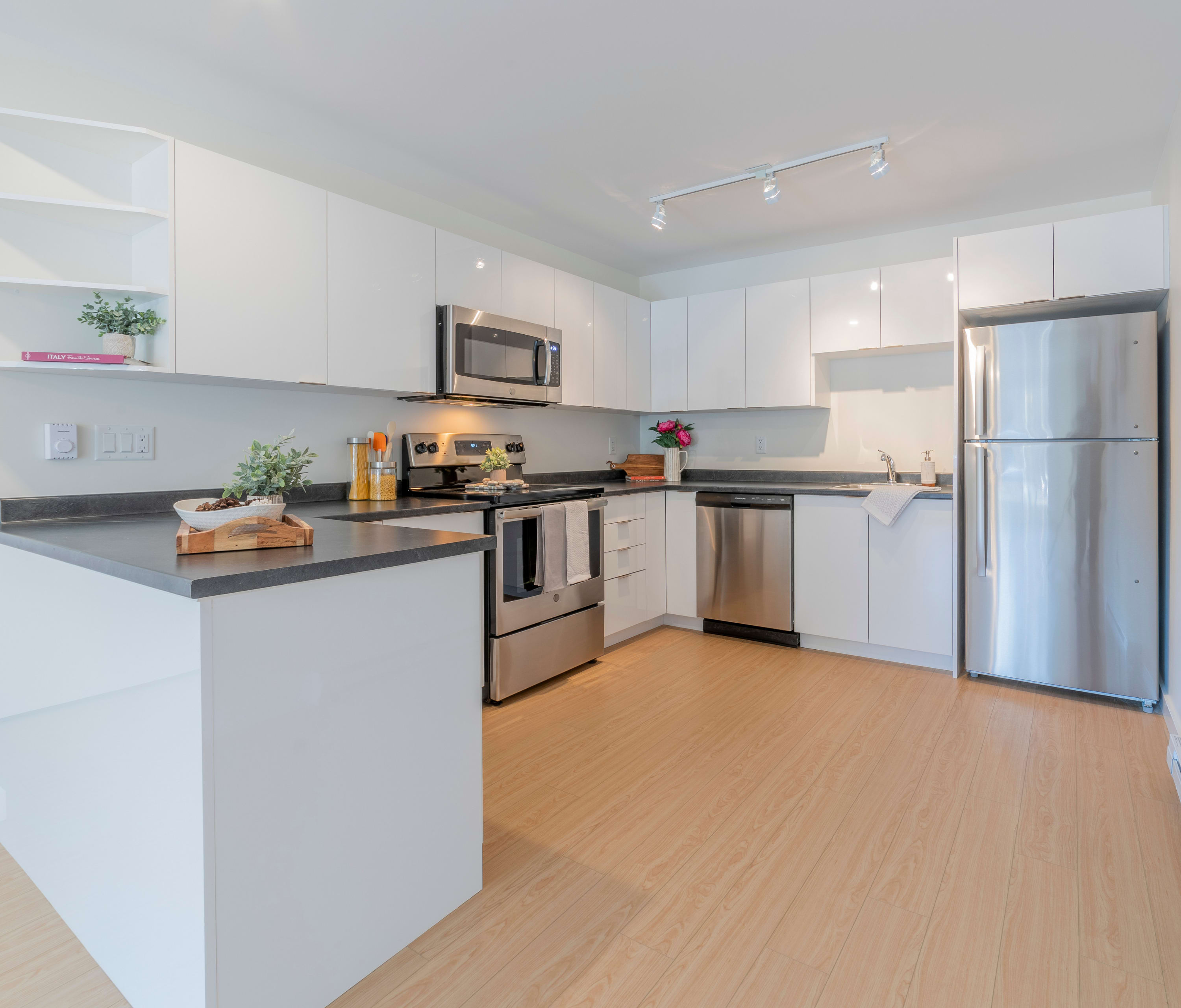 Cedar Glen Apartments - Two Bedroom