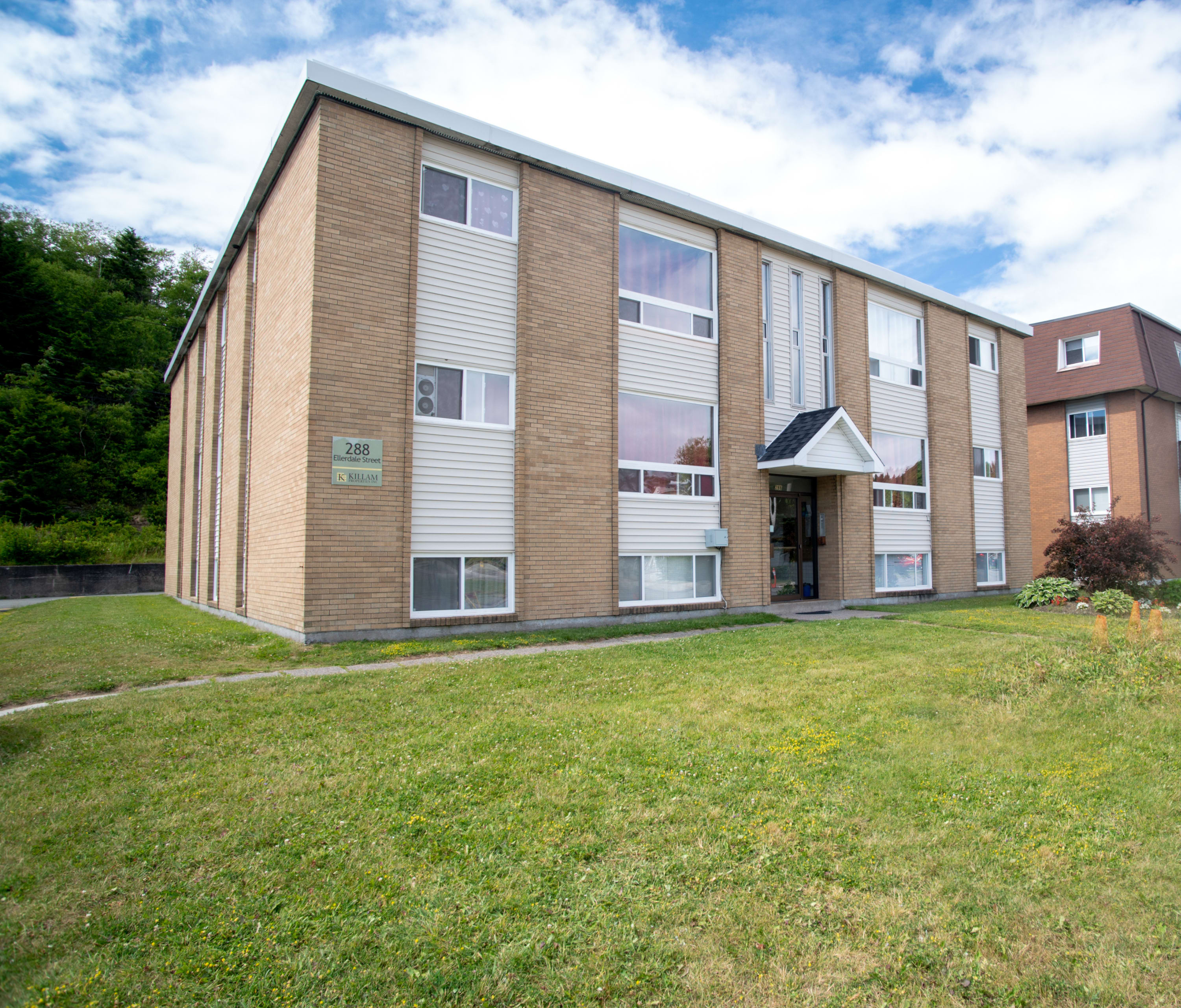 Photo 2 of Ellerdale Apartments - Two Bedroom - 797 Ft² - $1435 rental property