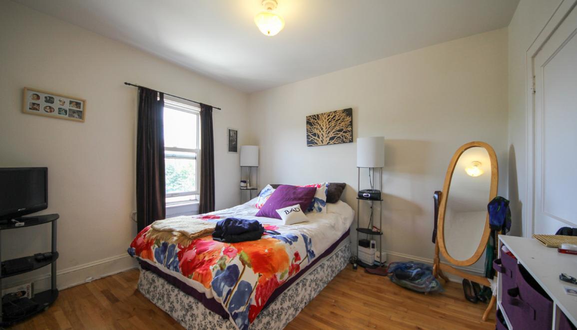 Lutz Street Apartments - Two Bedroom 3