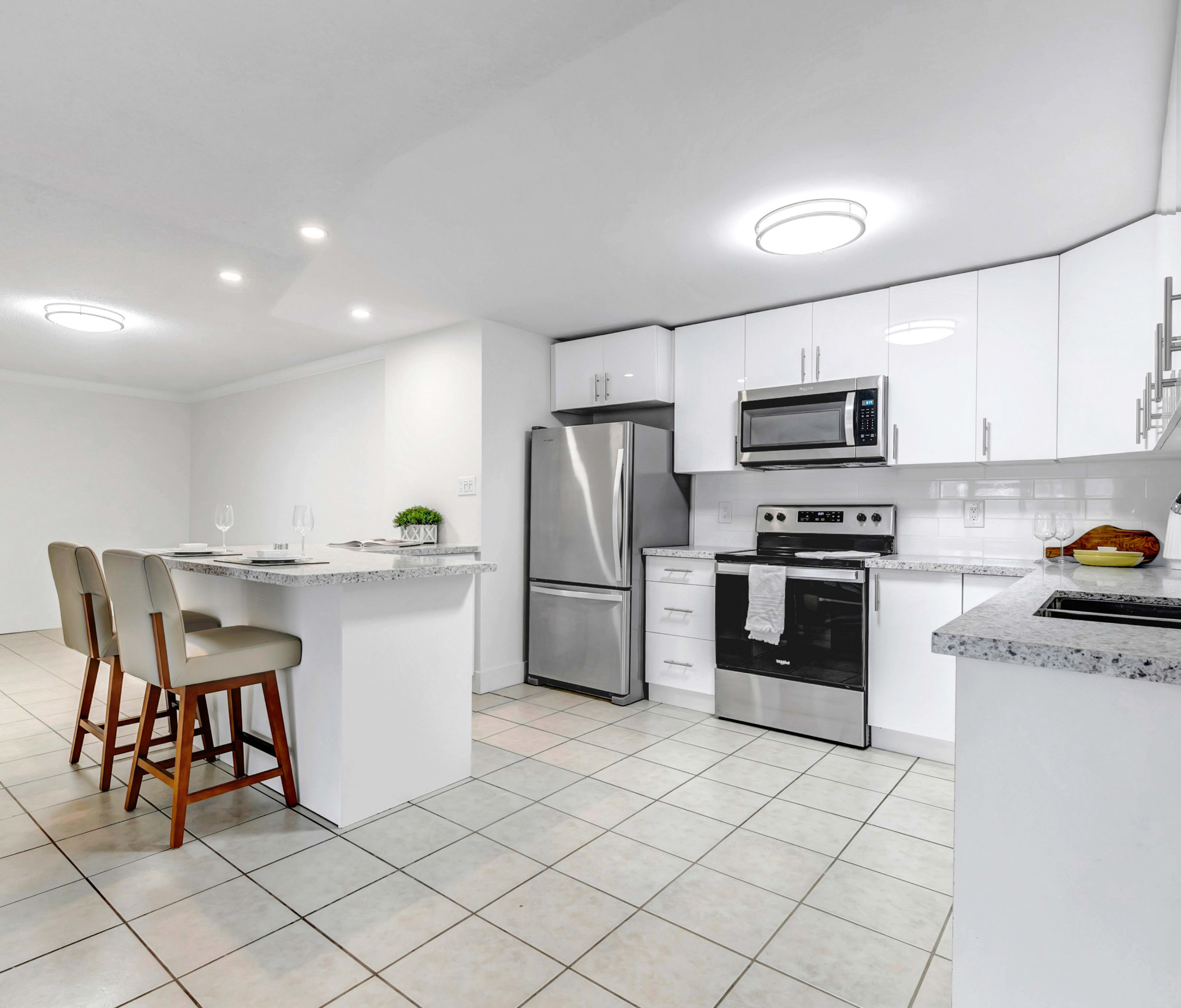 Photo 3 of Rivers Edge I (200 Eagle Street) - 2 Bedrooms - 1105 Ft² - $2545 rental property