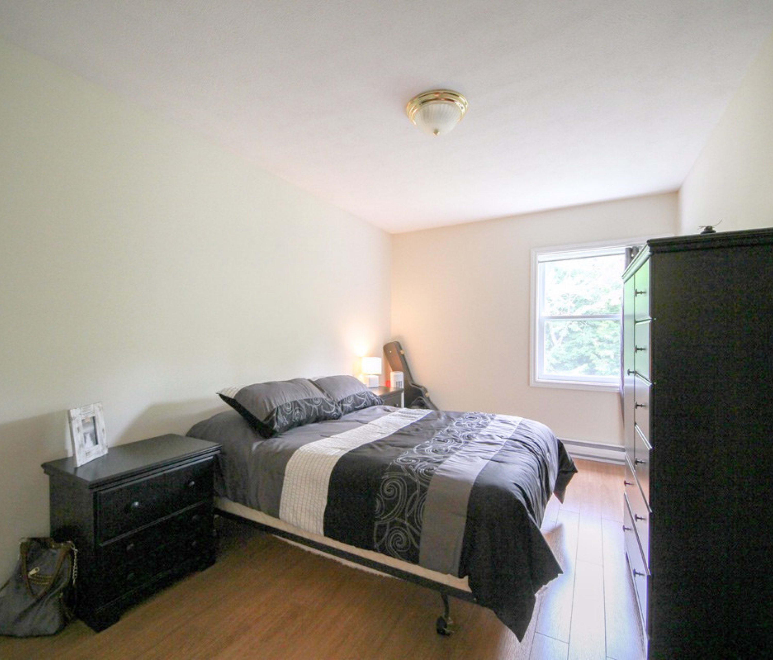 Southgate Apartments - Two Bedroom 3