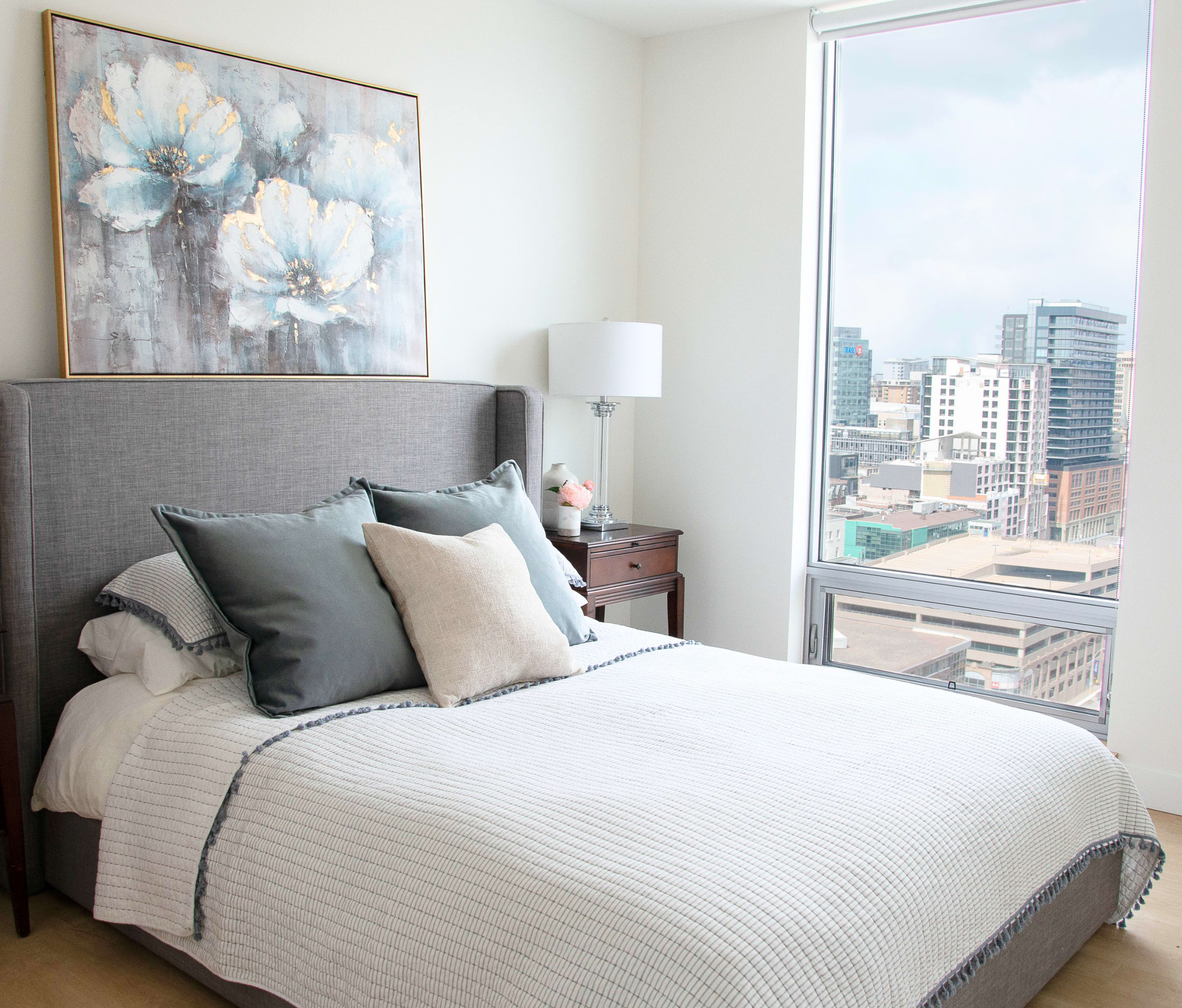 Photo 3 of The Alexander - One Bedroom - 597 Ft² - $2195 rental property