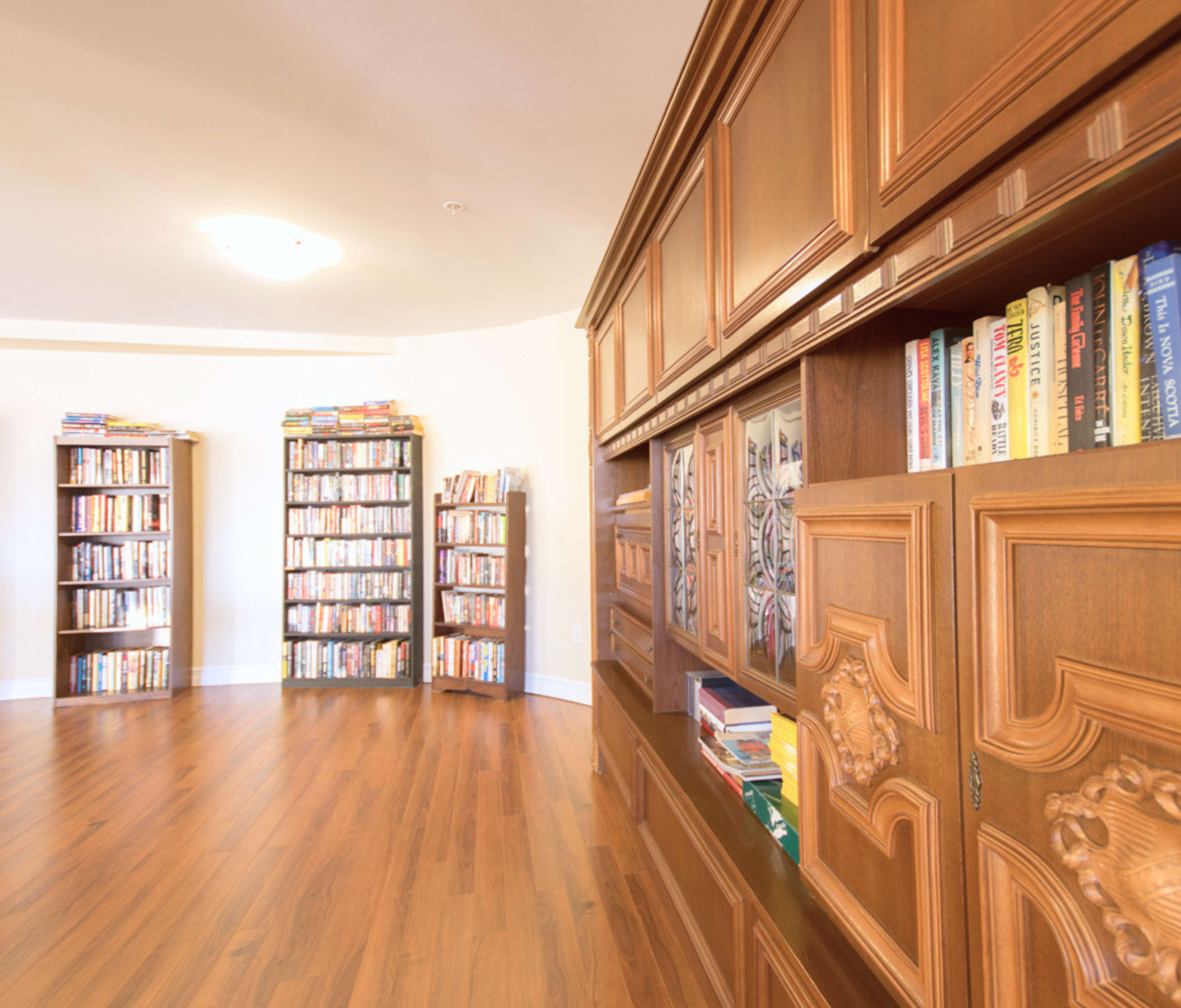 Photo 3 of The Linden - Two Bedroom Corner Unit - 1476 Ft² - $2595 rental property