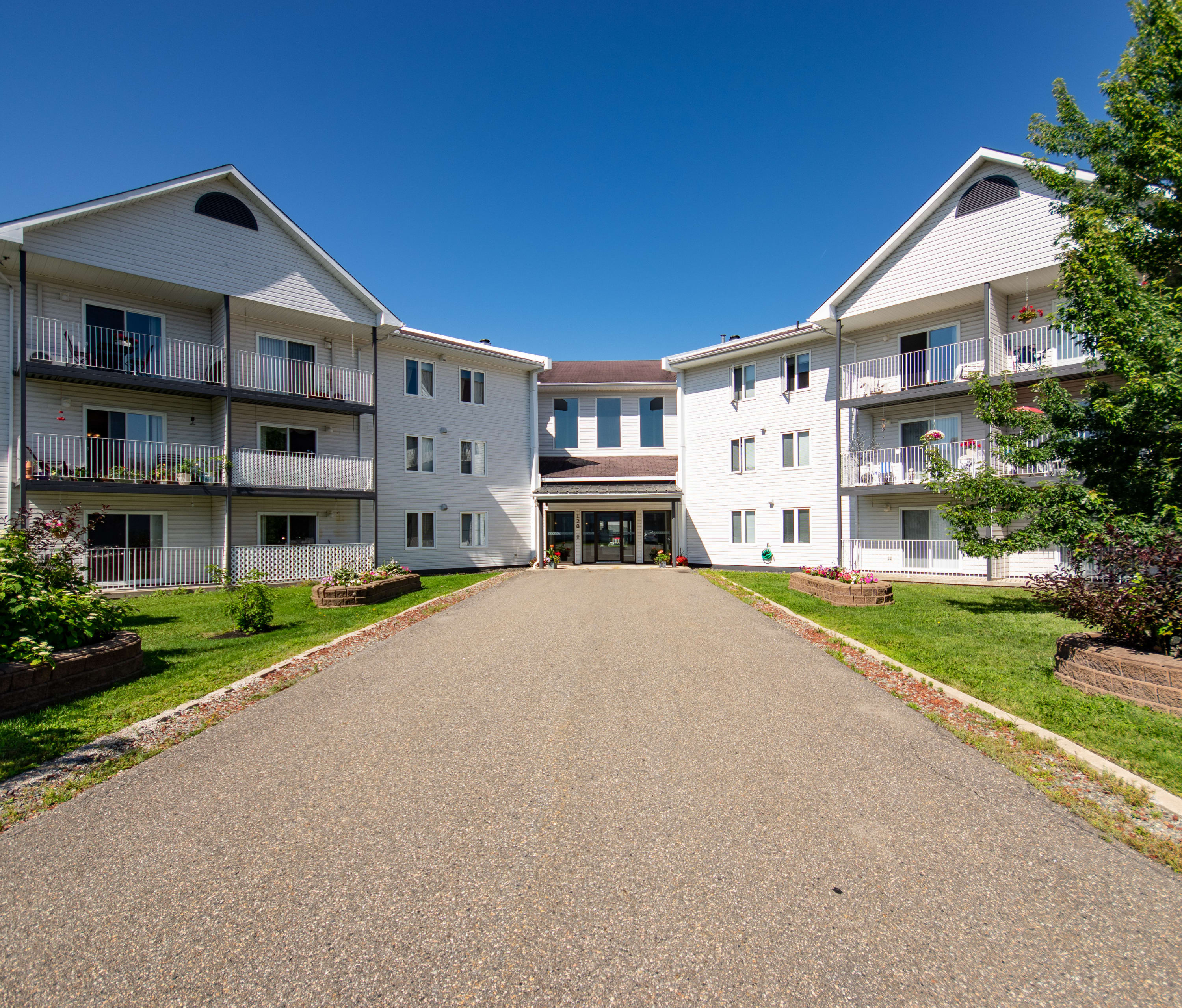 Photo 2 of Woodbury Terrace - Two Bedroom + Balcony - 1198 Ft² - $1655 rental property