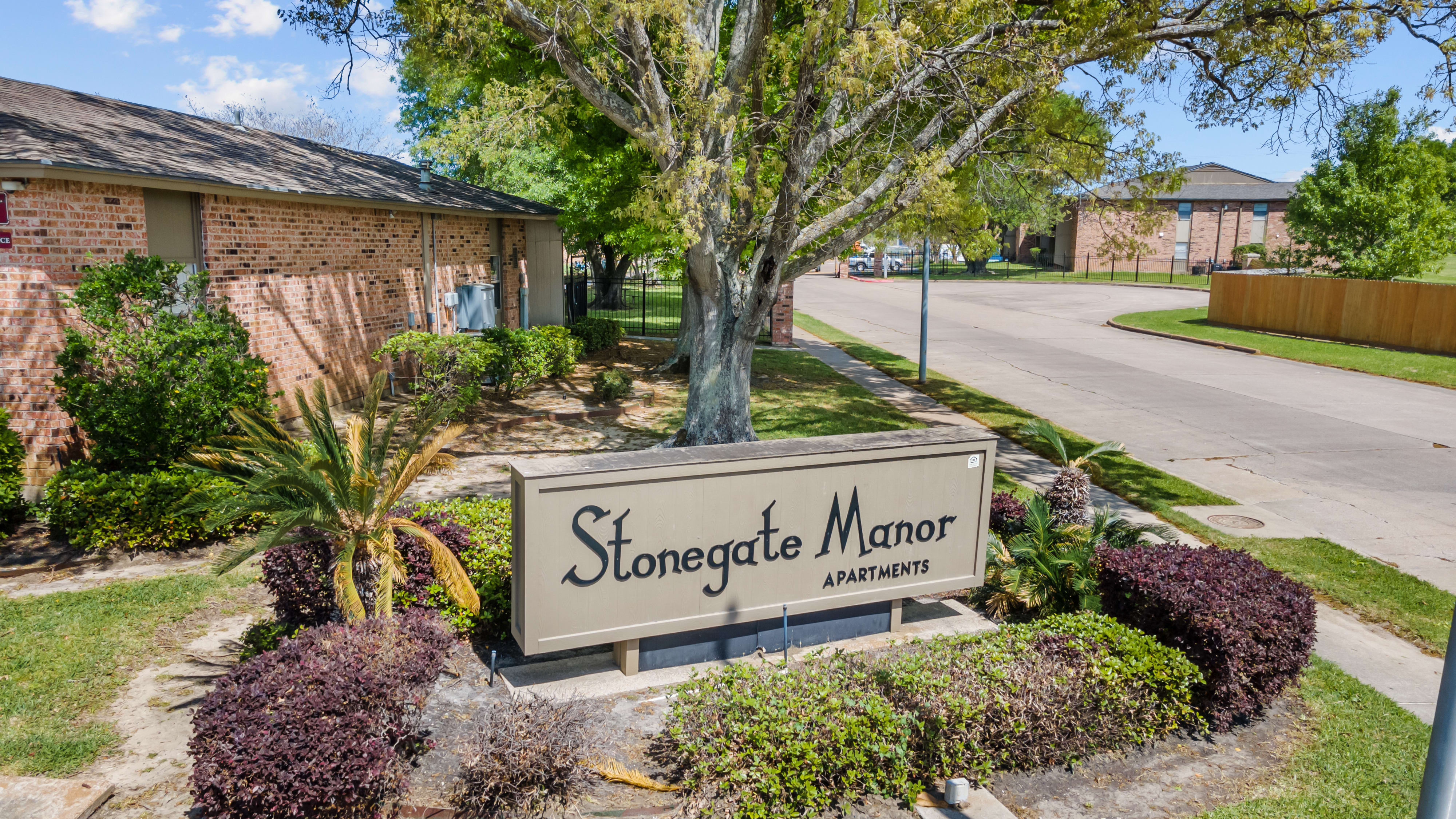 Stonegate Manor Apartments in Port Arthur, TX