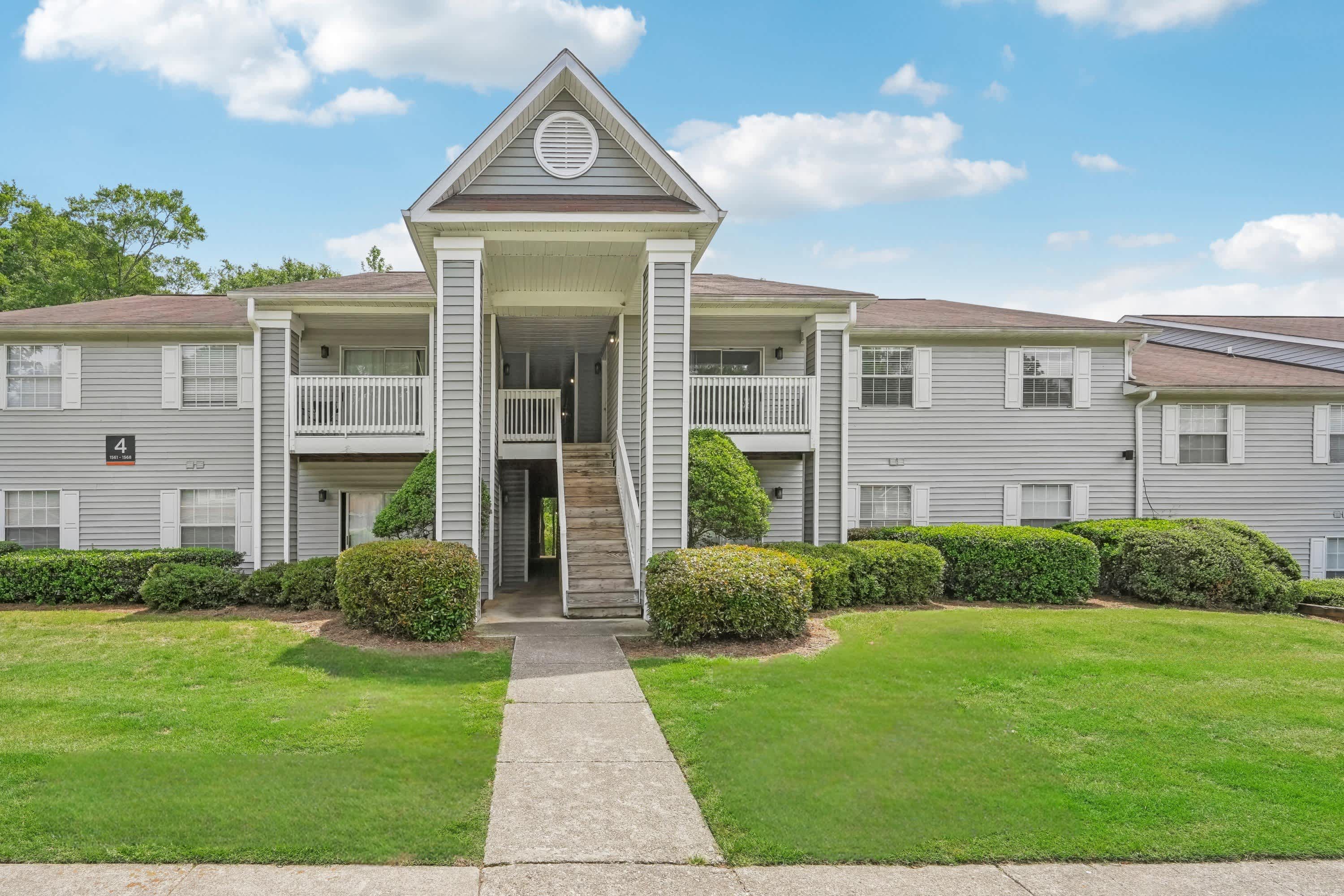 The Flats at 1500 1 of 9