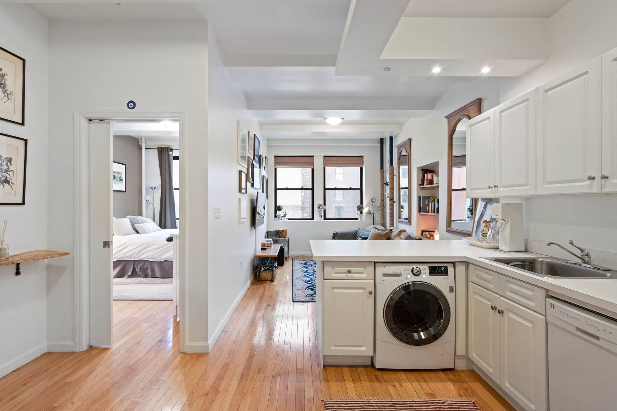 37-39 West 8th Street Apartments 2 of 8