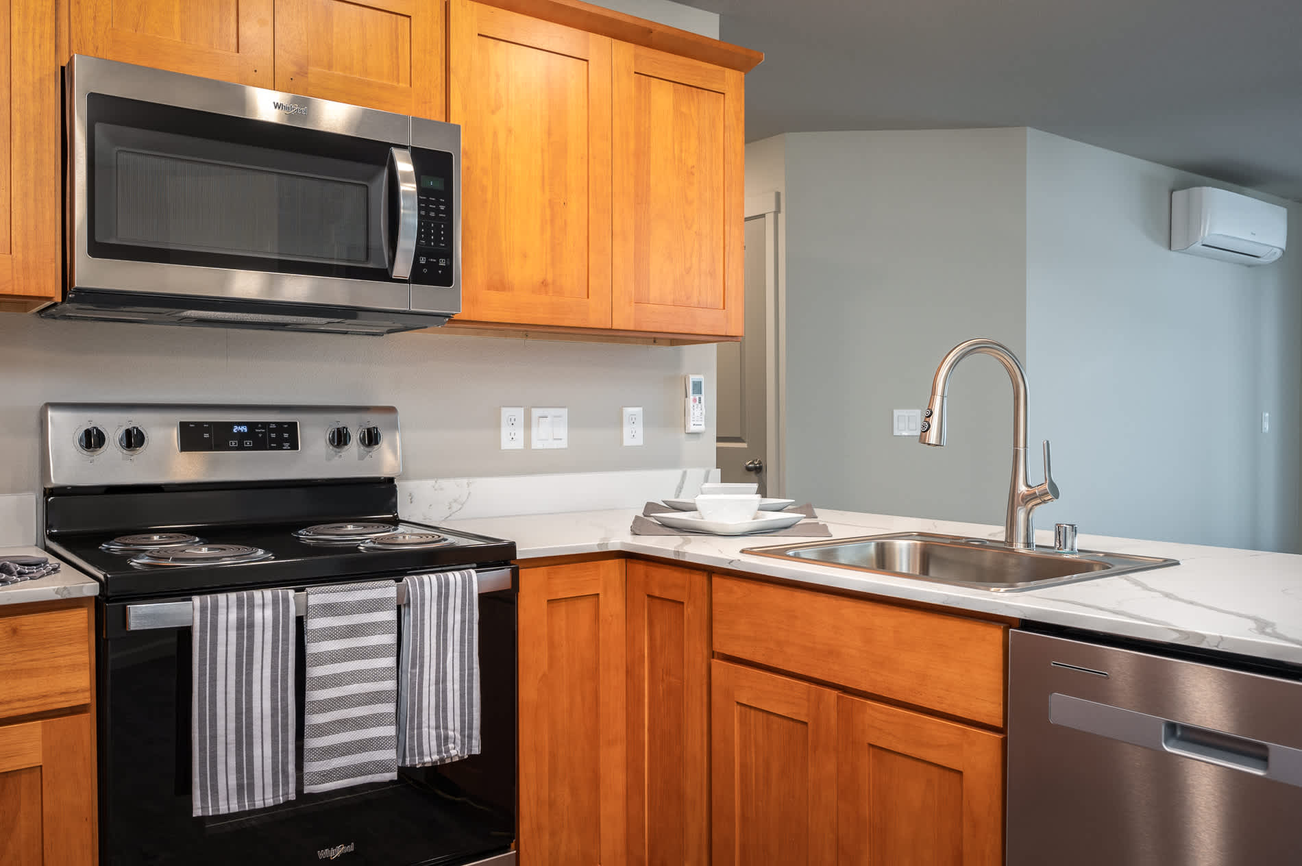 Prairie Home Apartments 4 of 9