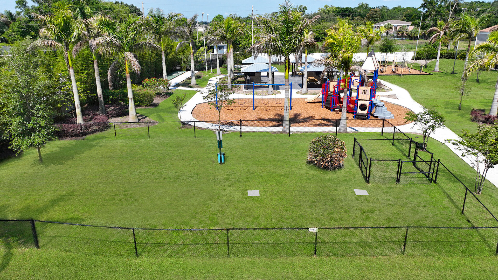 Woodlake Villas 2 of 12
