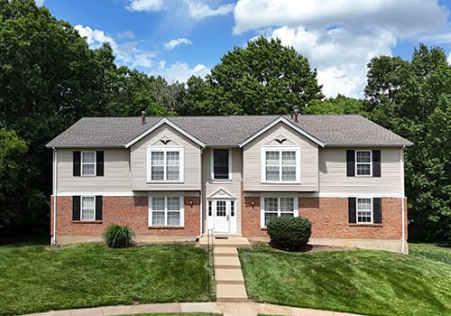 Greenmar Apartments | Apartments in Fenton, MO