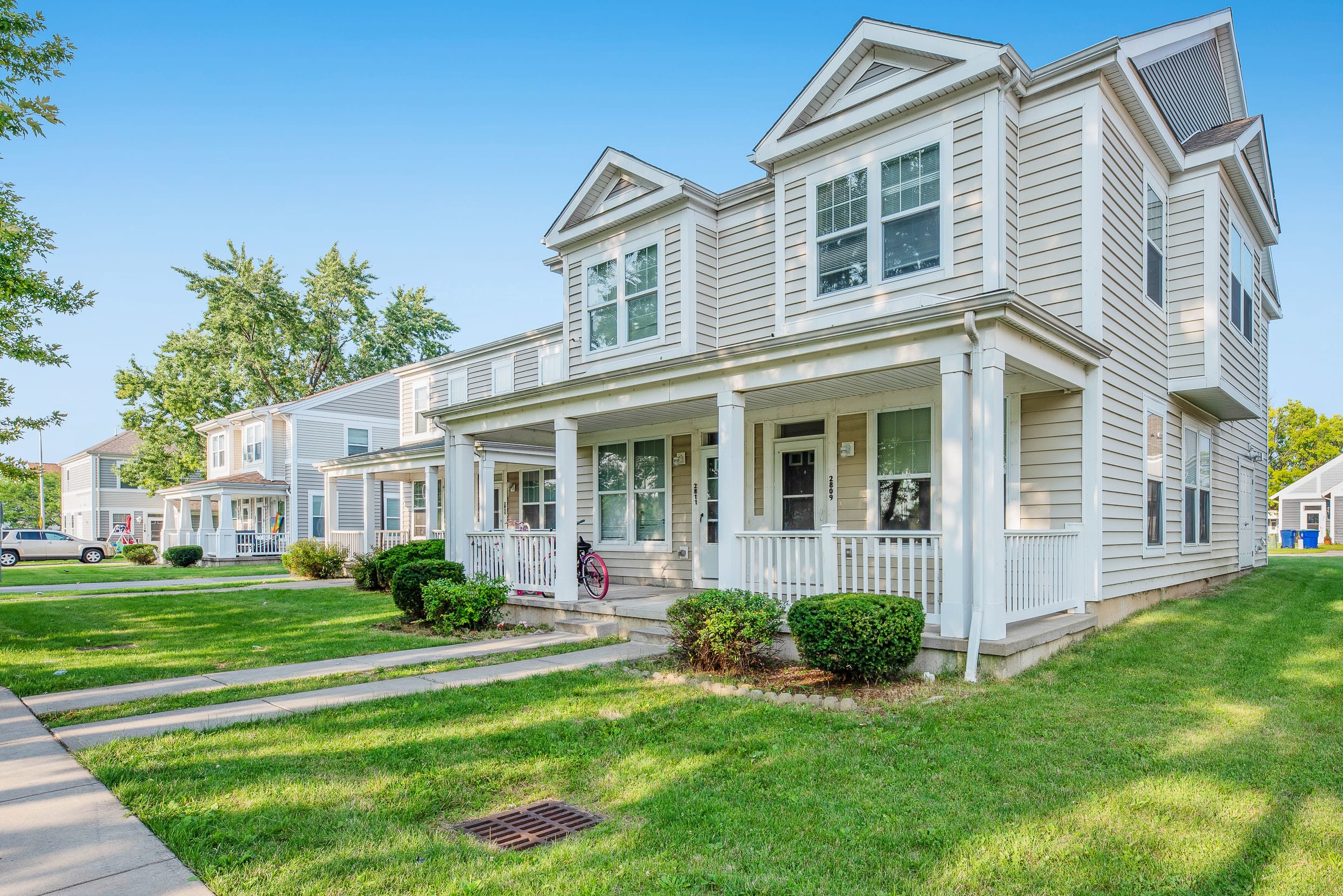 Apartments Niagara Falls, NY | Center Court Apartments