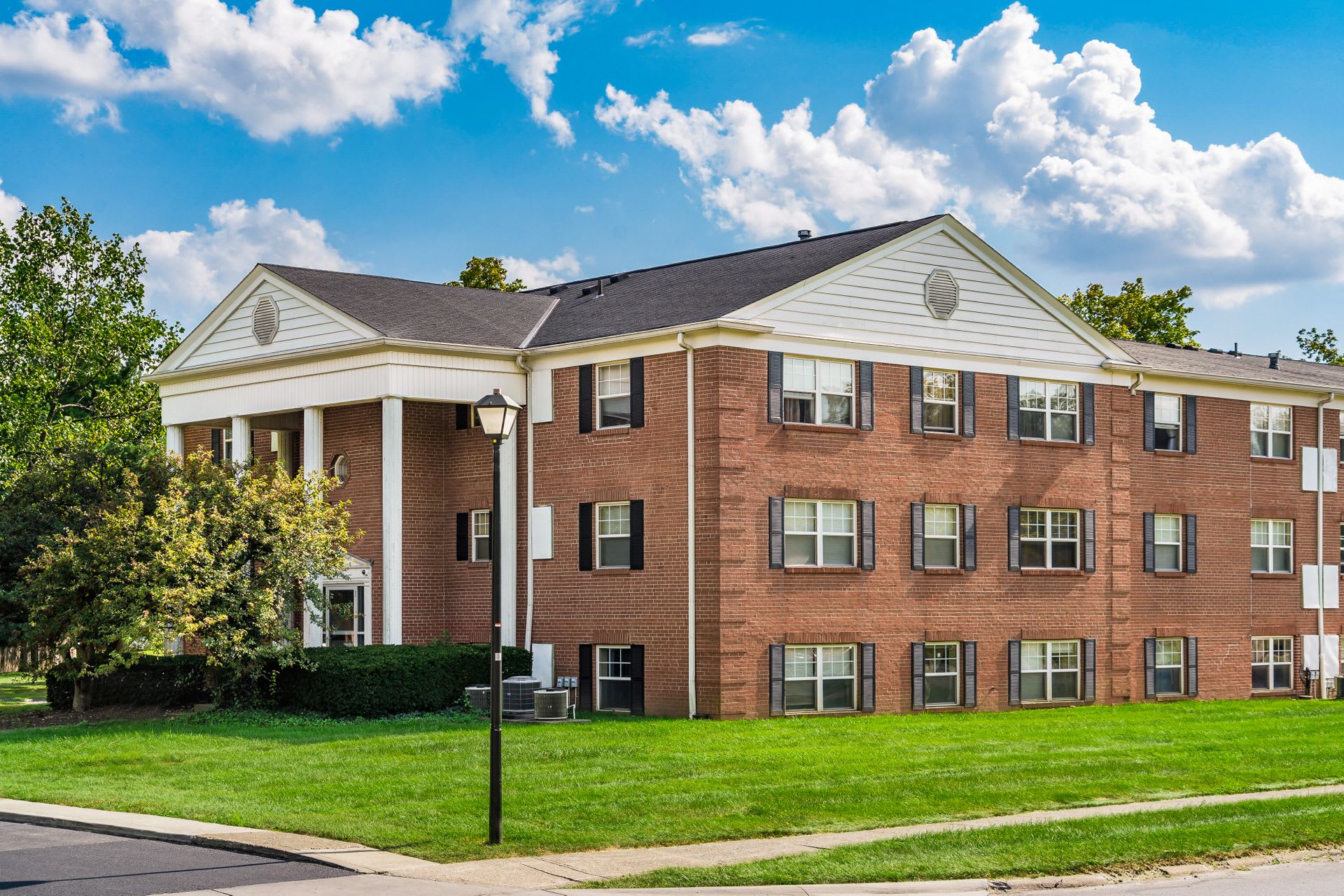 Northtowne Apartments 2 of 8
