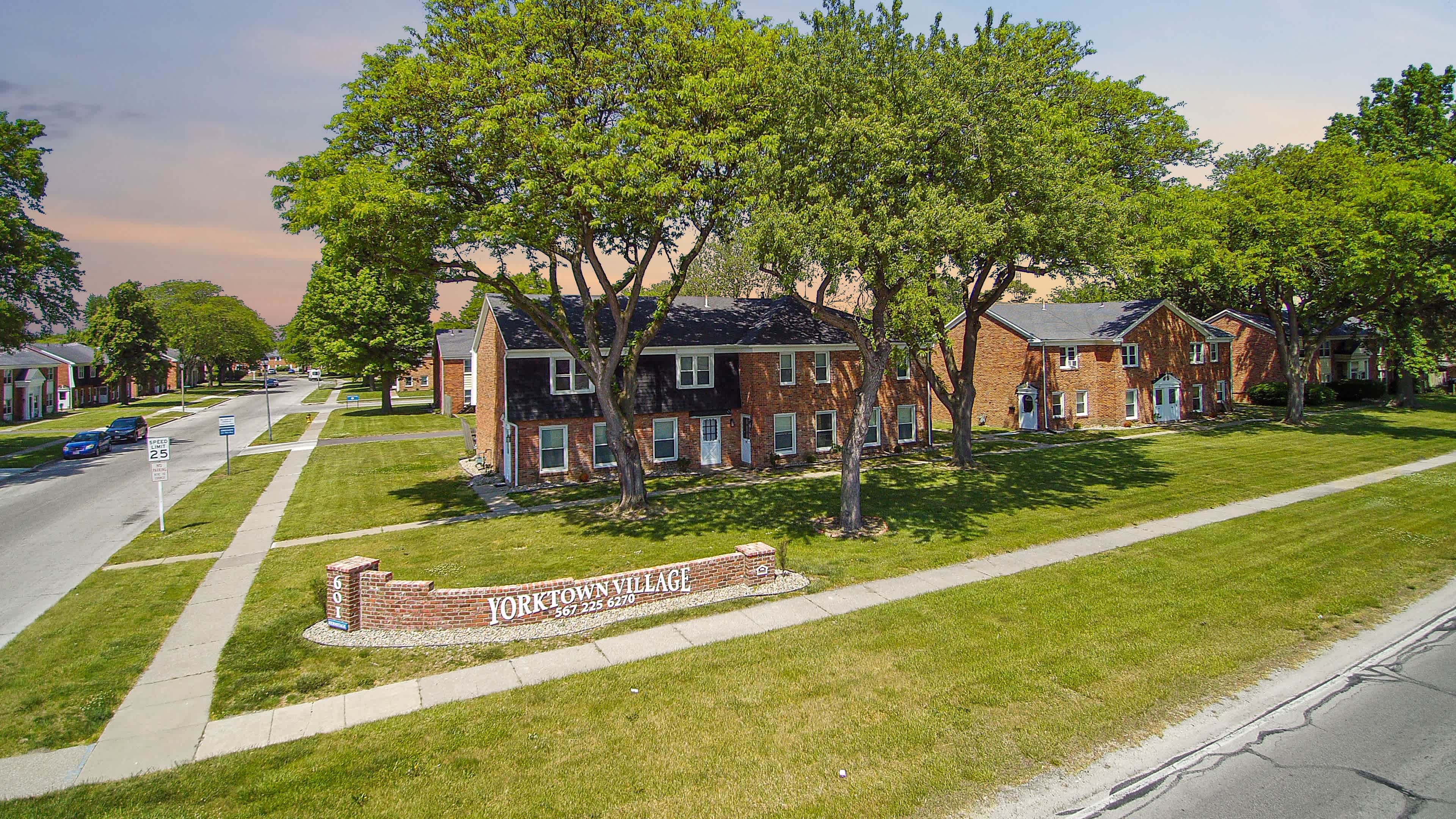 Renovated 2 Bed, 1 Bath Apartment floor plan