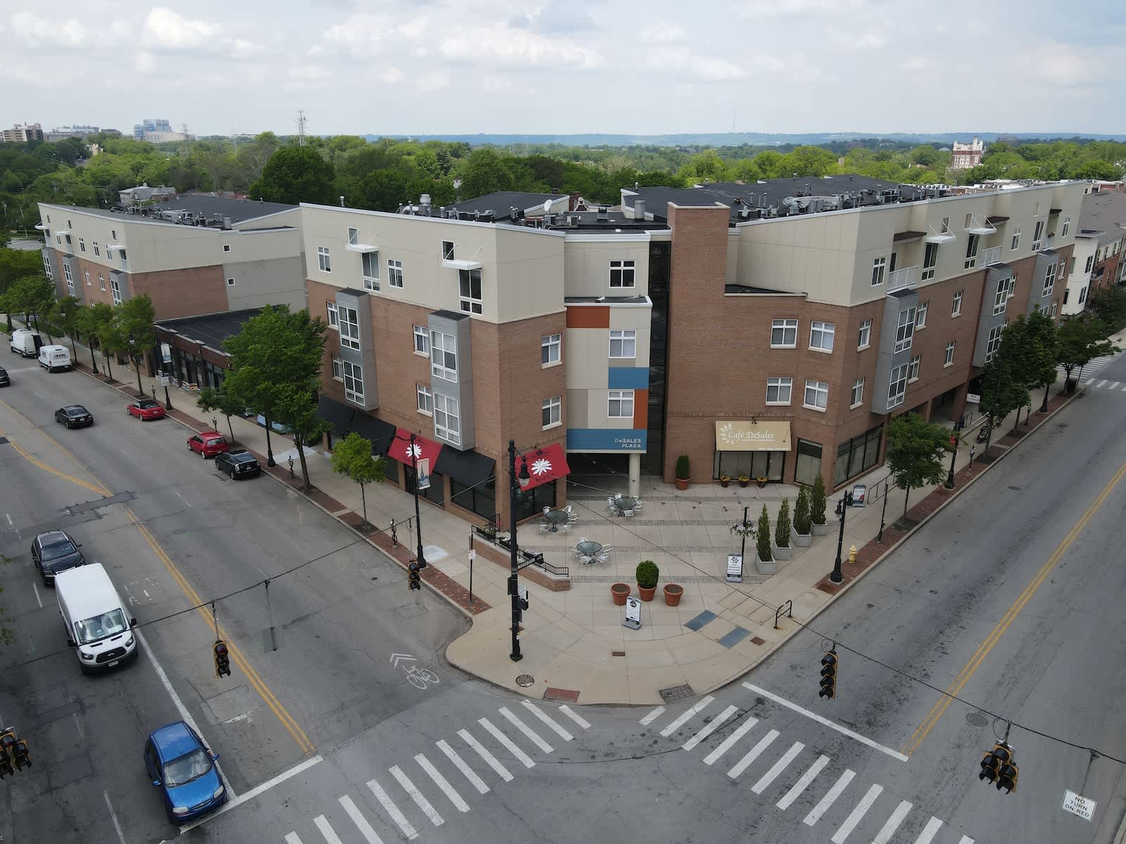 Residences at DeSales Plaza 2 of 11