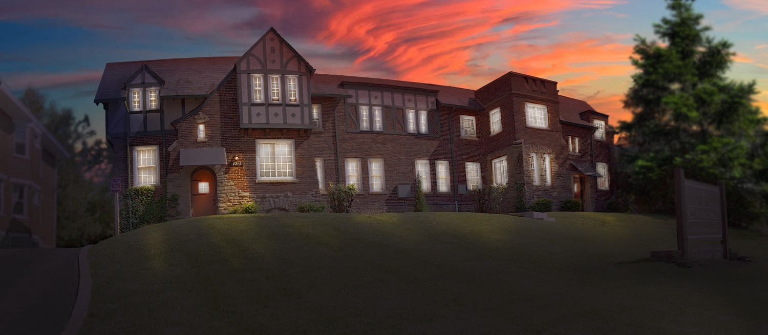 Cincinnati Premier Living 2 of 7