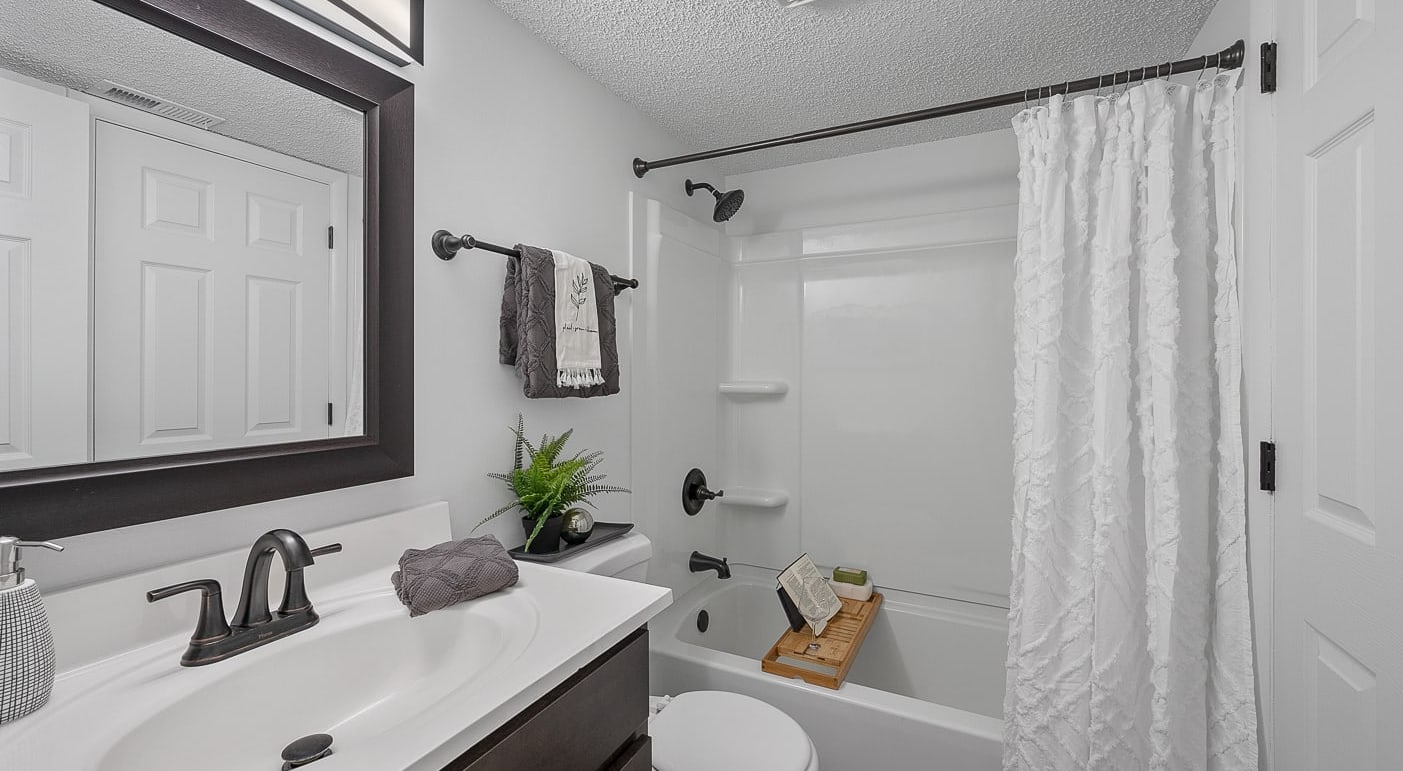 Timber Glen Apartments 3 of 12