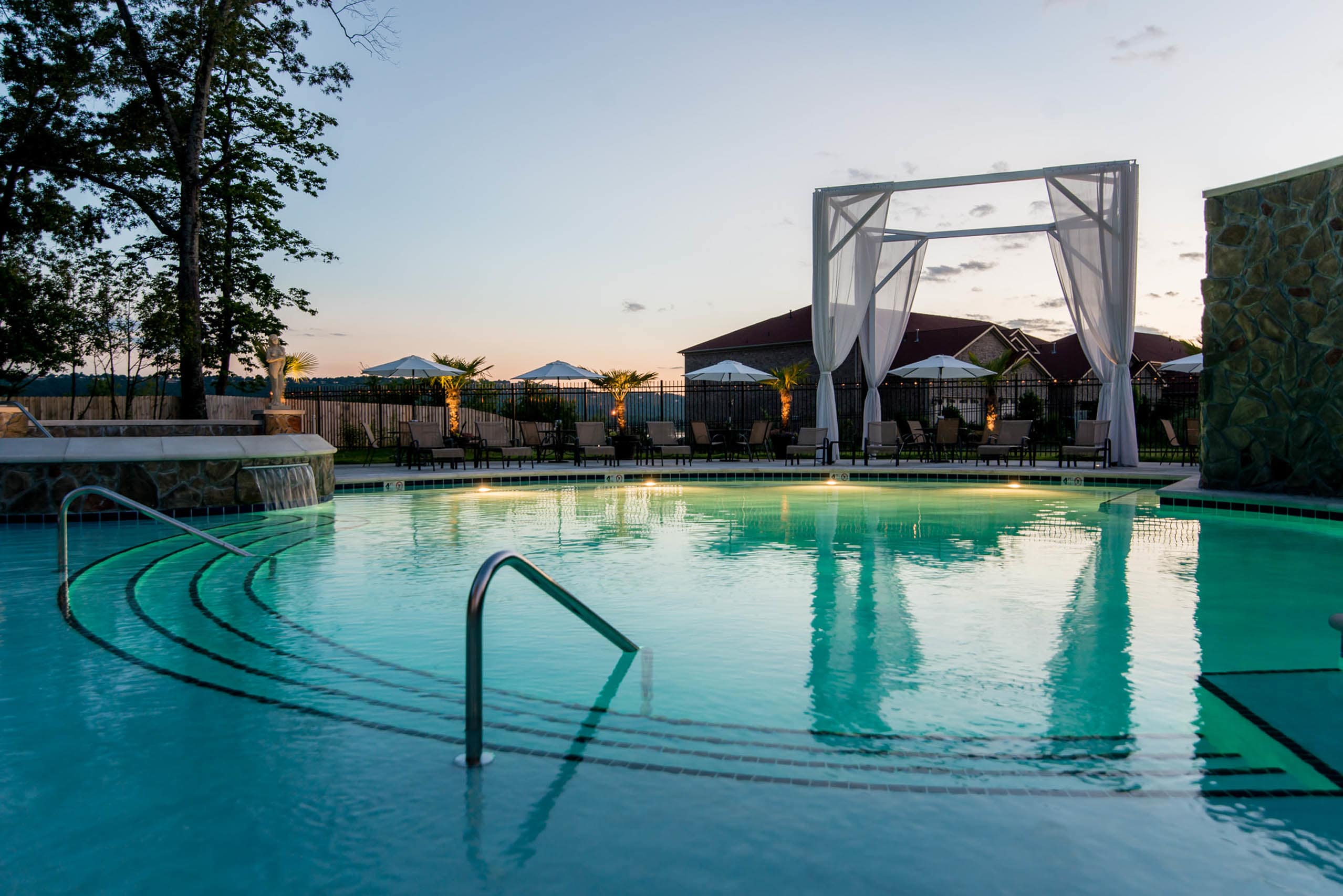The Villa at River Pointe Apartments pool - Maumelle, AR