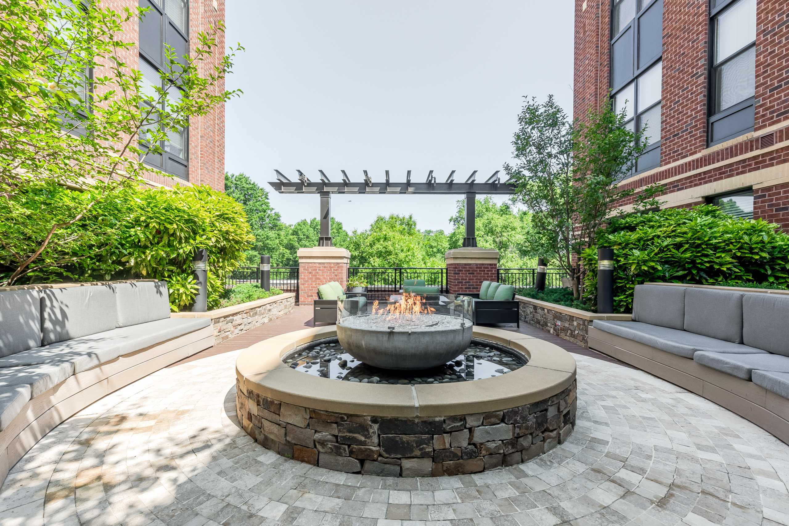 19Nineteen courtyard outdoor seating and fire feature - Arlington, VA