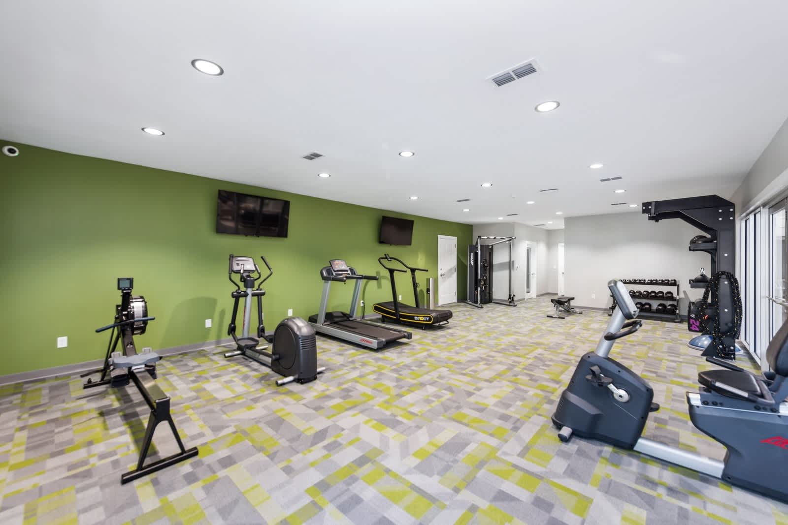 Gym at Lenox Cove Apartments (1 of 2)