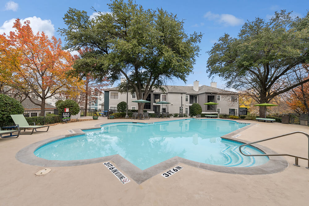 Pool at Bridges at Oakbend (3 of 4)