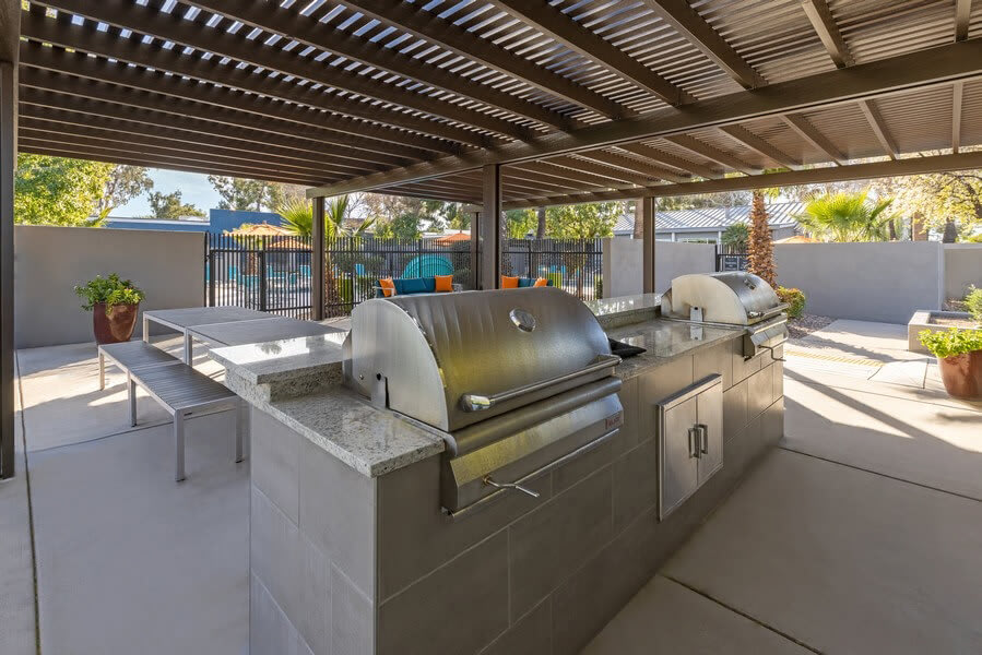 Grill area at Lakeside Casitas