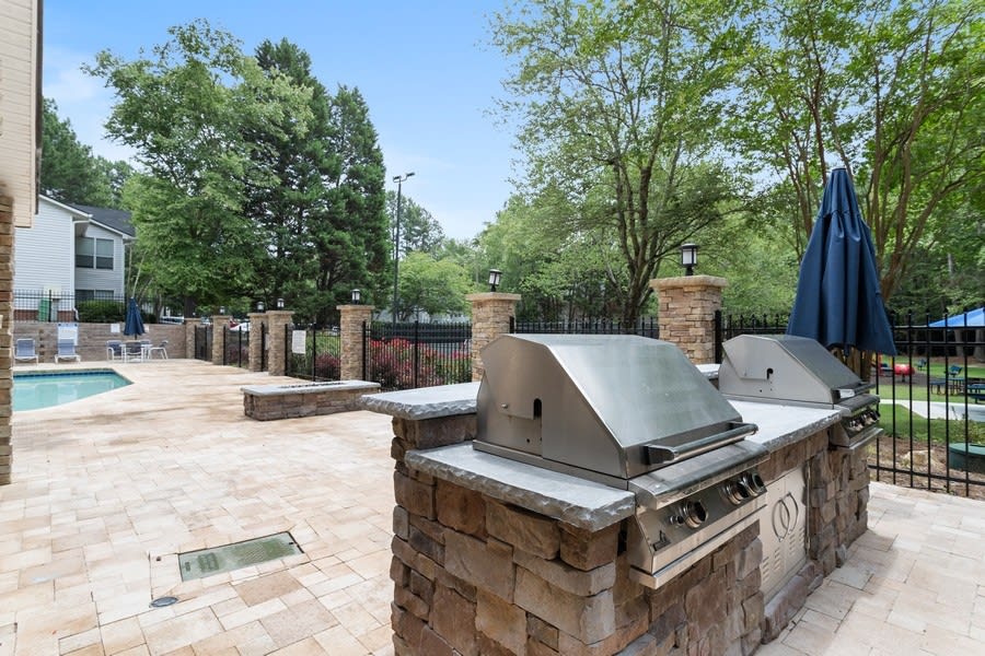 Grill area at Brookstone