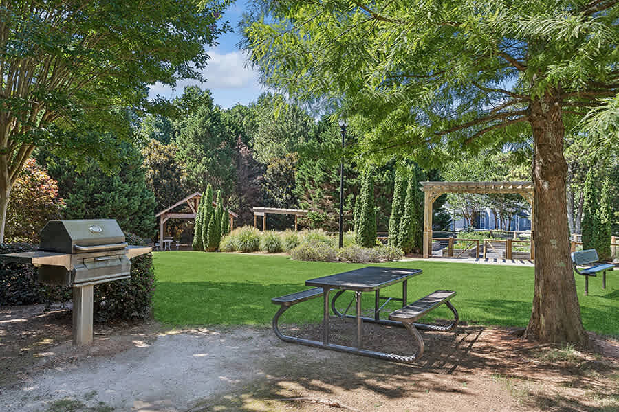 Grill area at Lakeside Retreat at