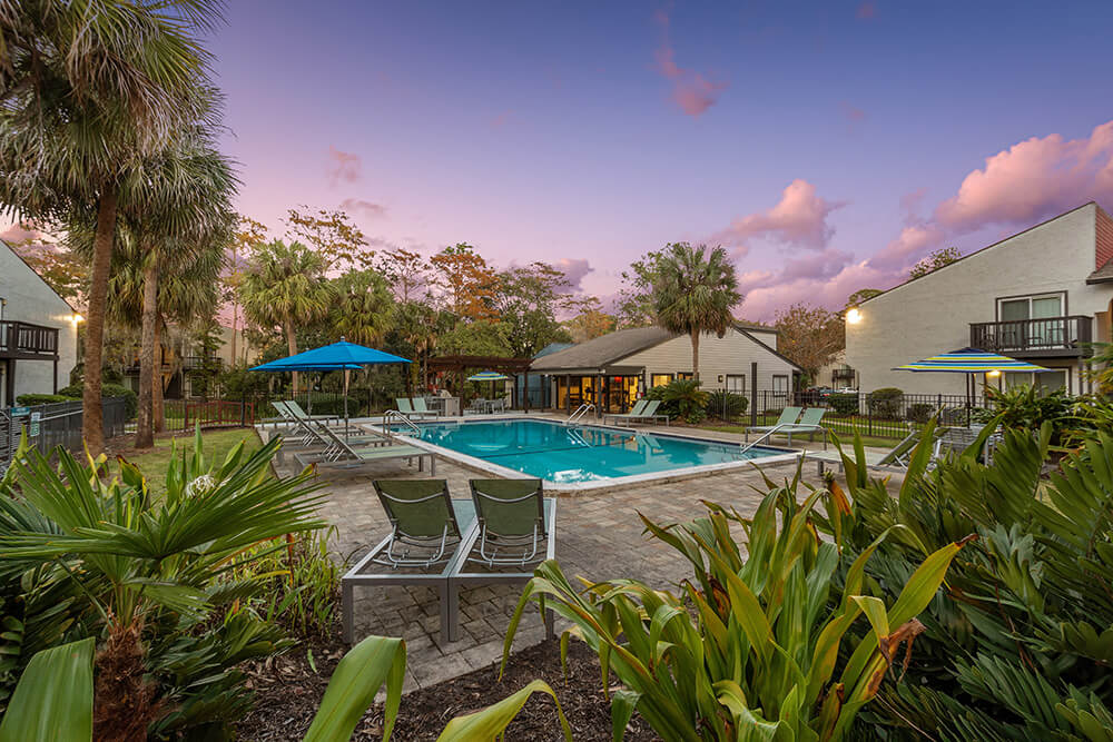 Pool at Heron Walk (6 of 7)