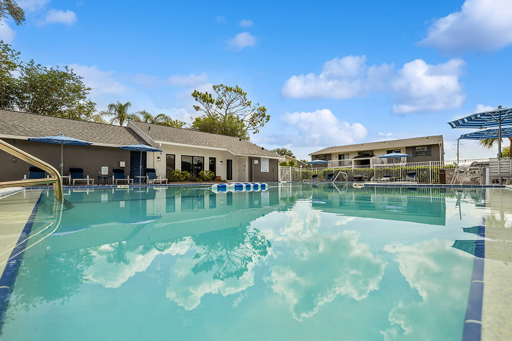 Pool at Arbors at (3 of 6)