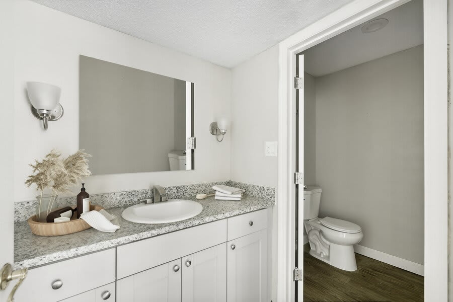 Lenox Cove Apartments 8 of 12
