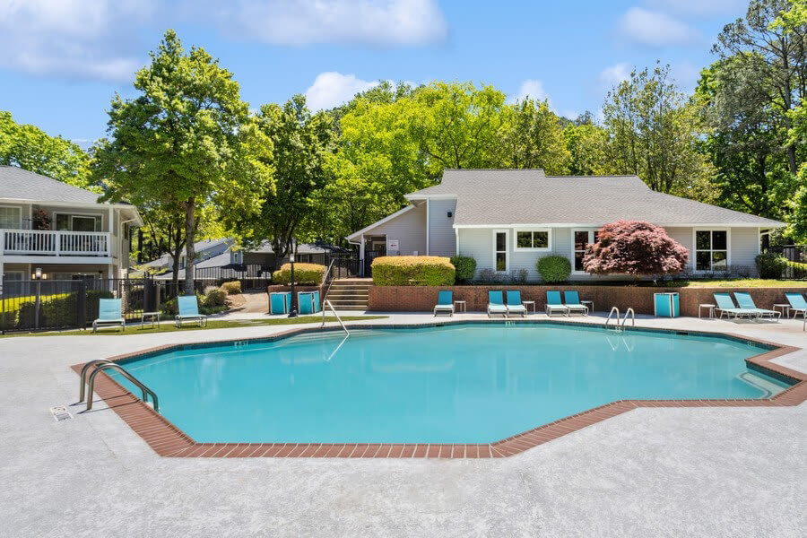Pool at Dunwoody Village (2 of 3)