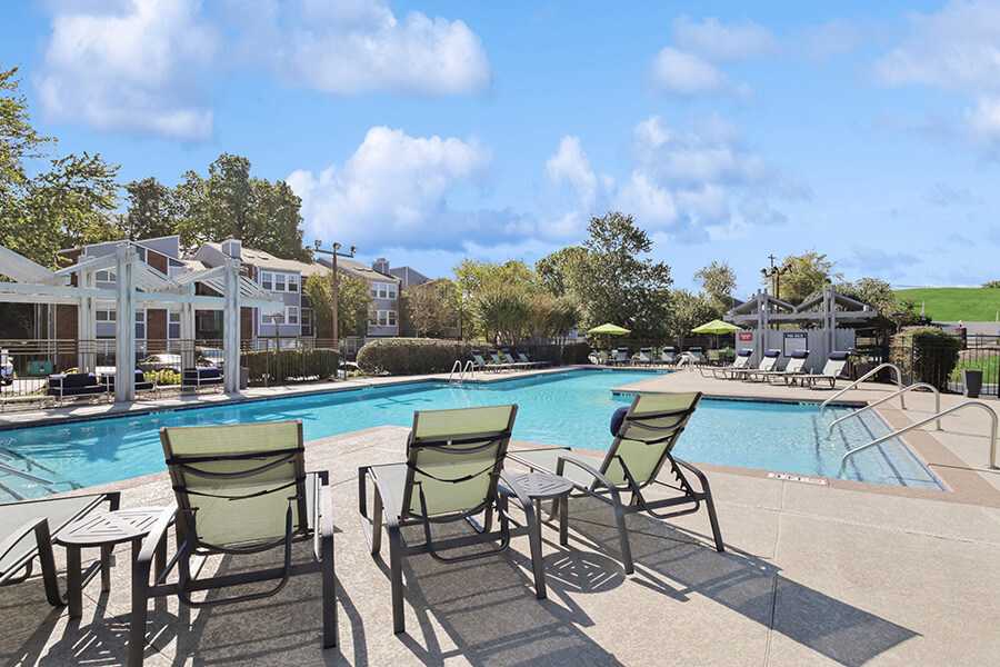Pool at Abbington Heights (1 of 2)