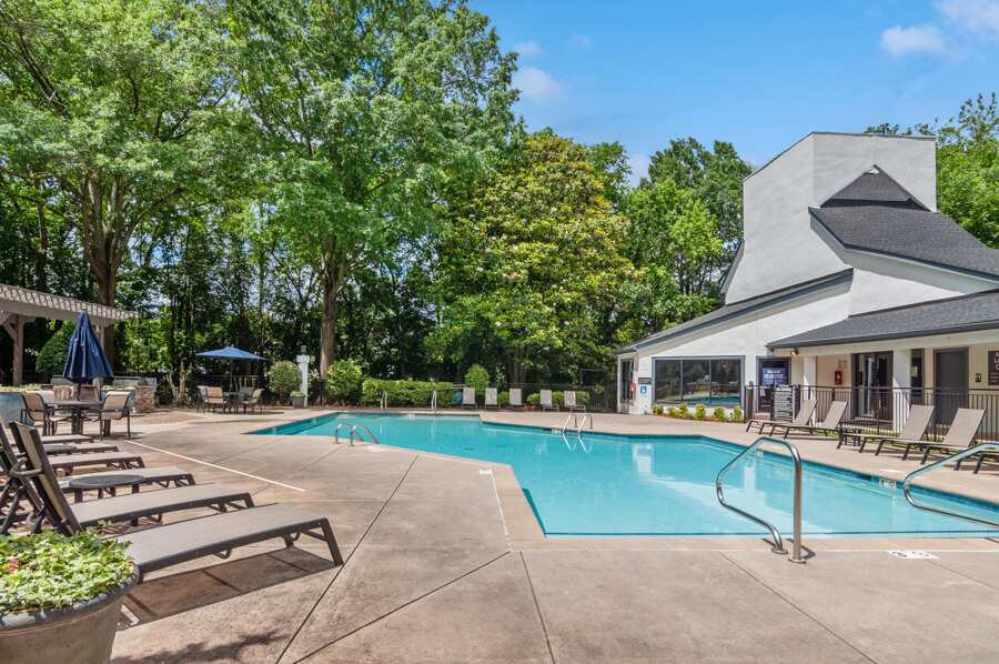 Pool at Arbor Village (4 of 4)