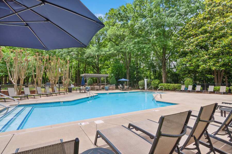 Pool at Arbor Village (3 of 4)