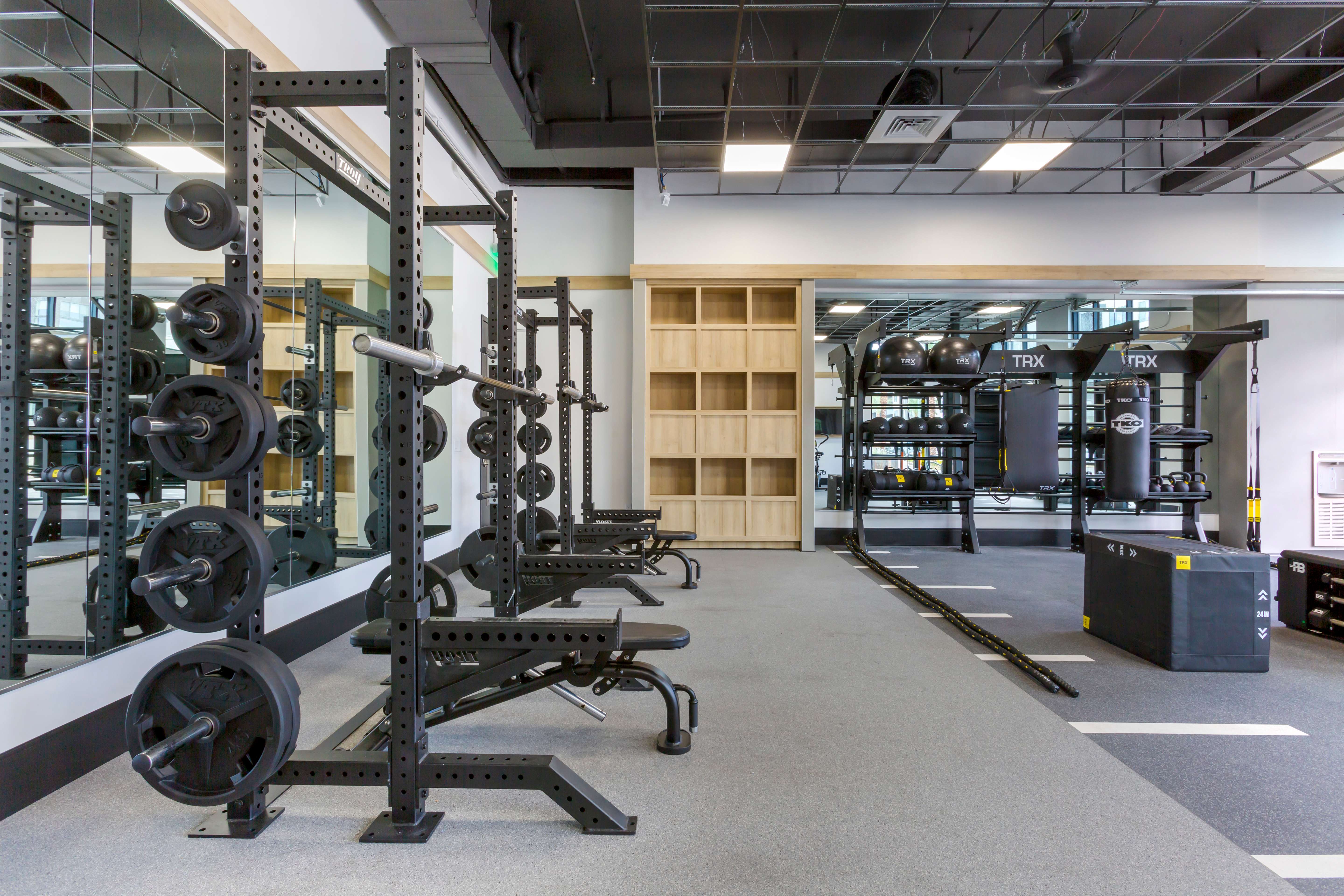 Gym at Scottsdale Entrada Apartments (8 of 8)