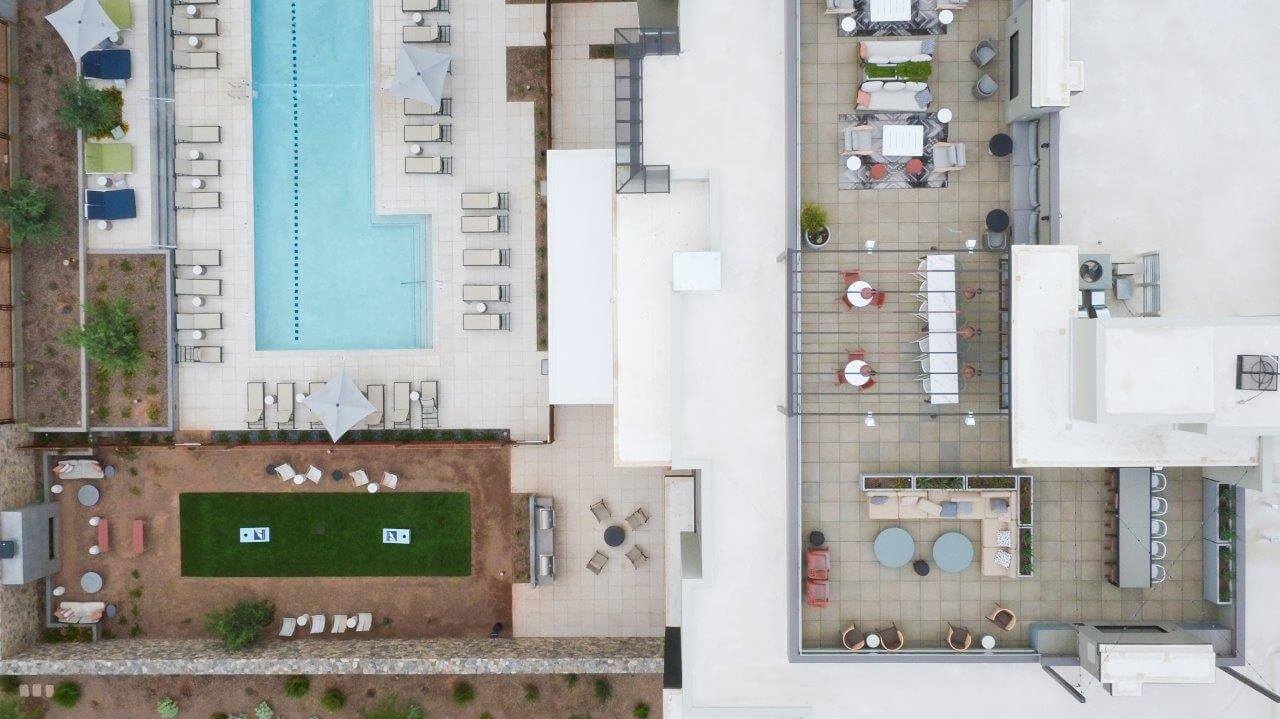 Pool at Scottsdale Entrada Apartments (5 of 7)