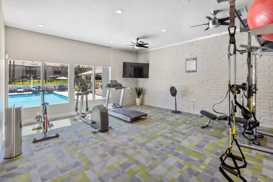 Gym at Hampton Park (1 of 3)