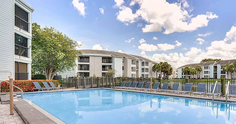 Pool at Haven at Waters Edge (7 of 8)