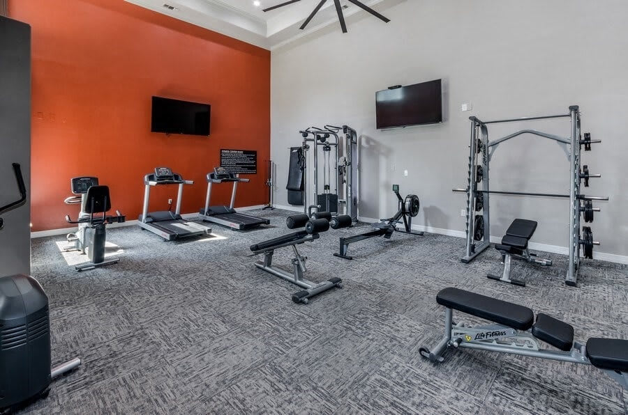 Gym at Hidden Creek (1 of 5)