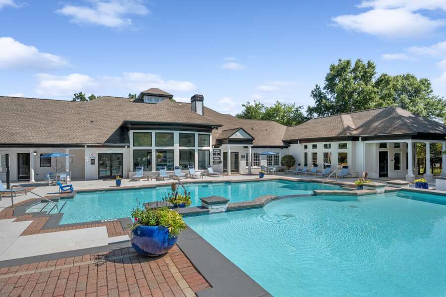 Pool at Parc @ 980 (2 of 2)