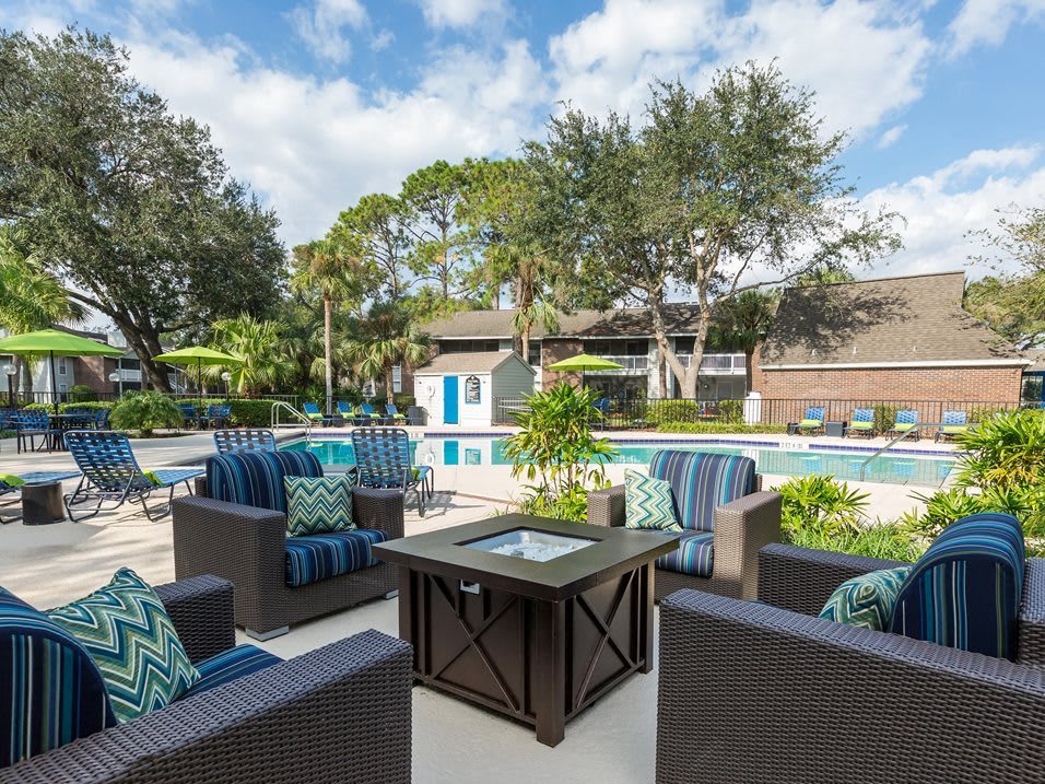 Pool at Parkland at