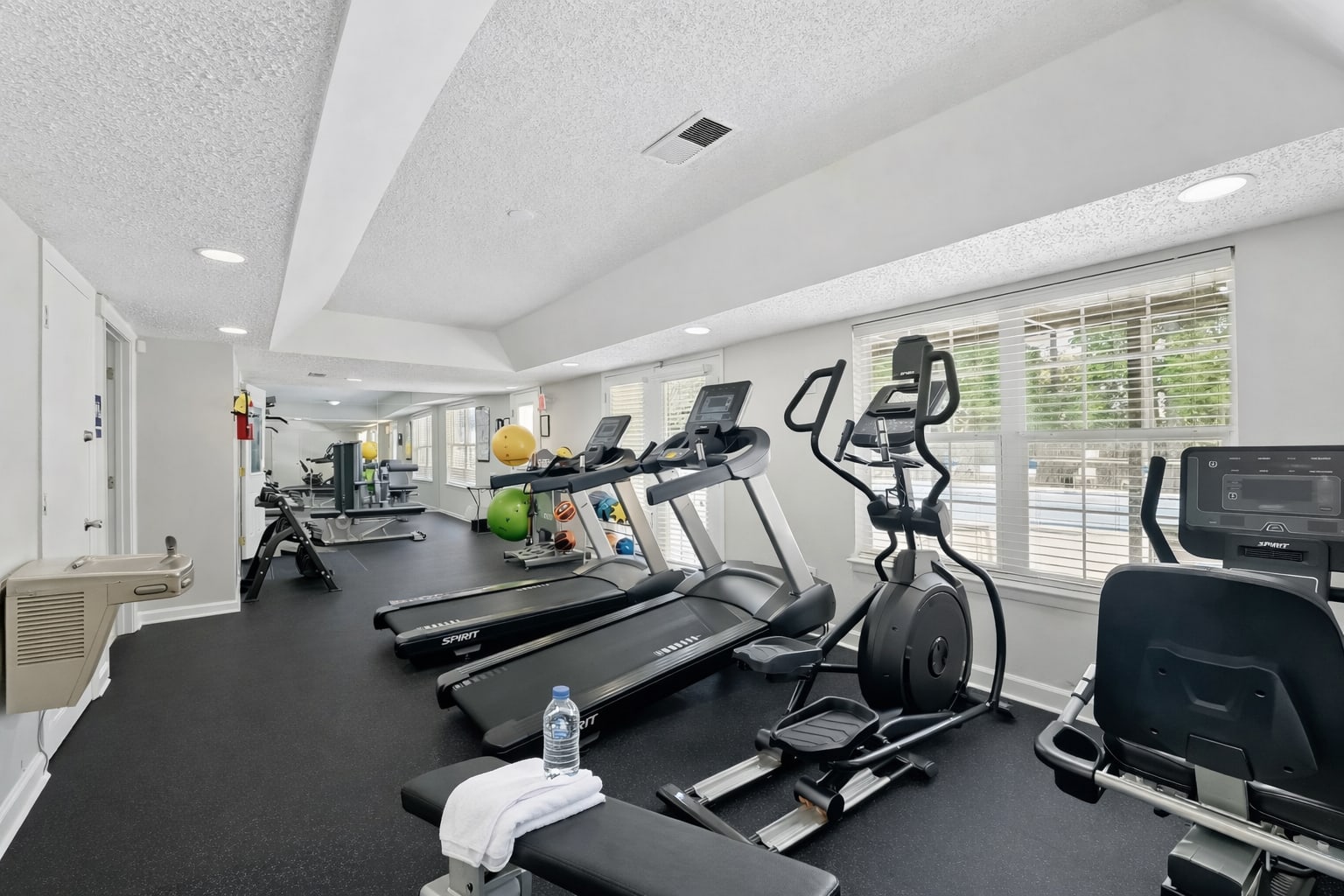 Gym at Maplewood Pointe (2 of 3)
