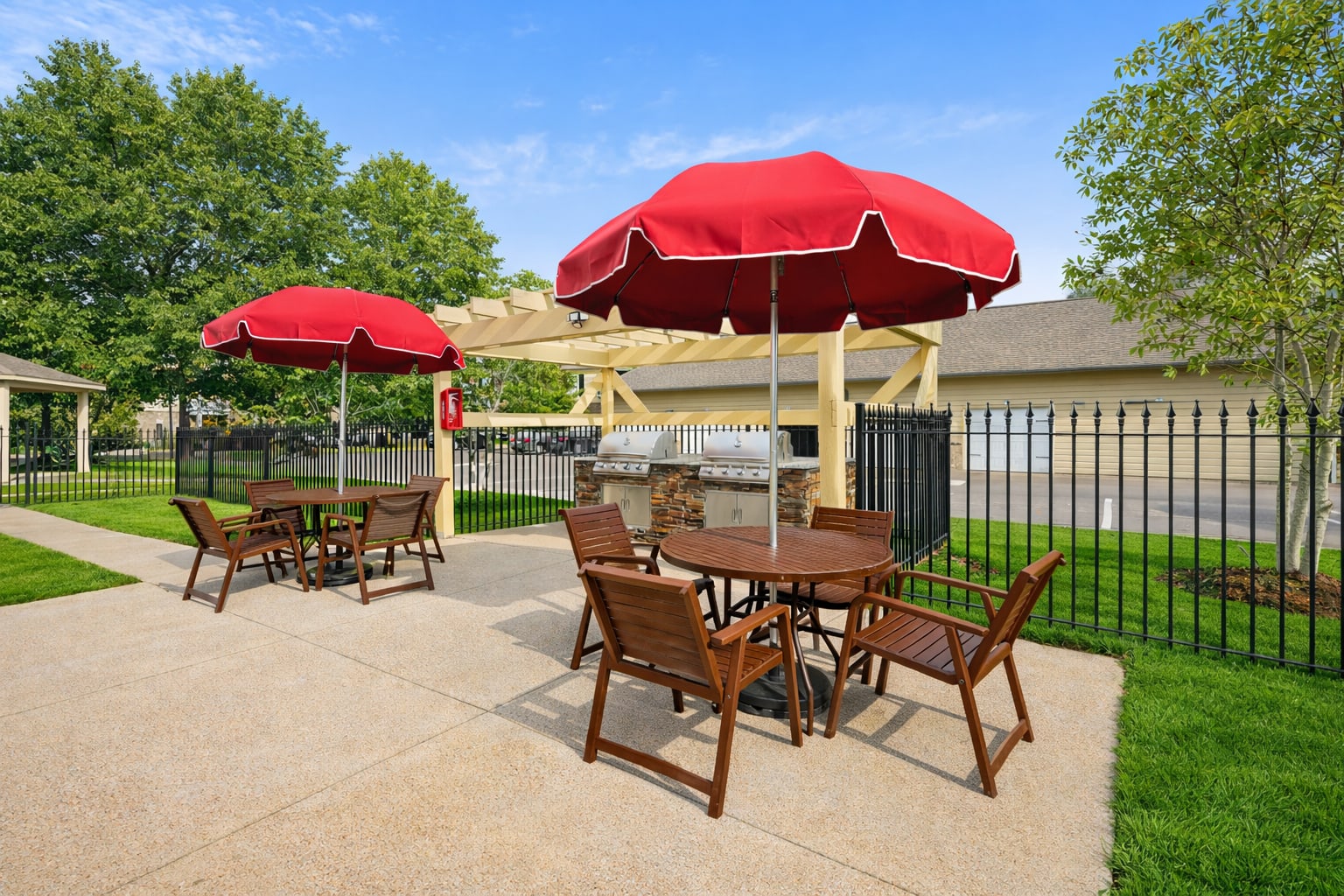 Grill area at The Orleans at Walnut Grove (4 of 4)